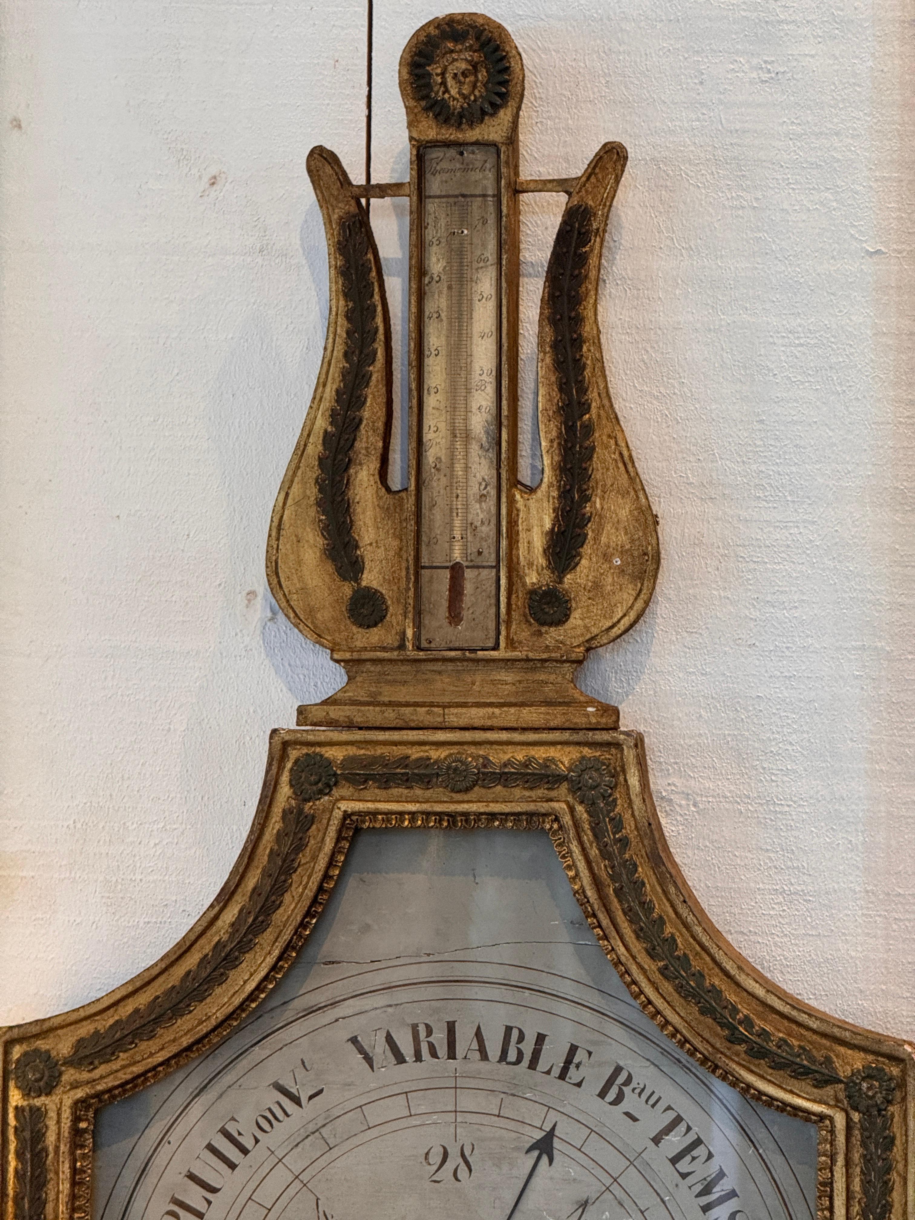 18th Century Louis XVI Giltwood Barometer Bon état - En vente à Charlottesville, VA