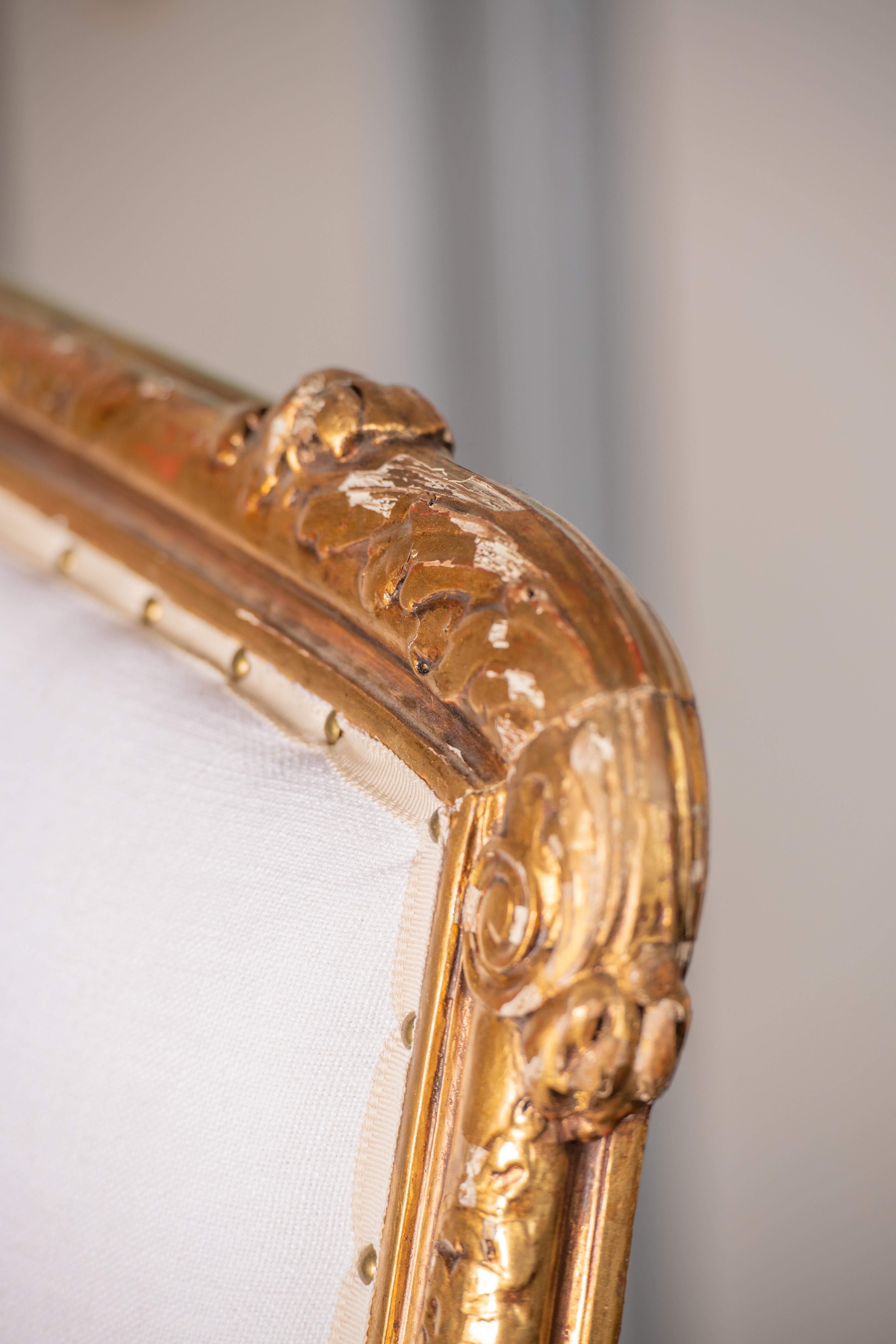 XVIIIe siècle et antérieur Canapé en bois doré Louis XVI du 18ème siècle en vente