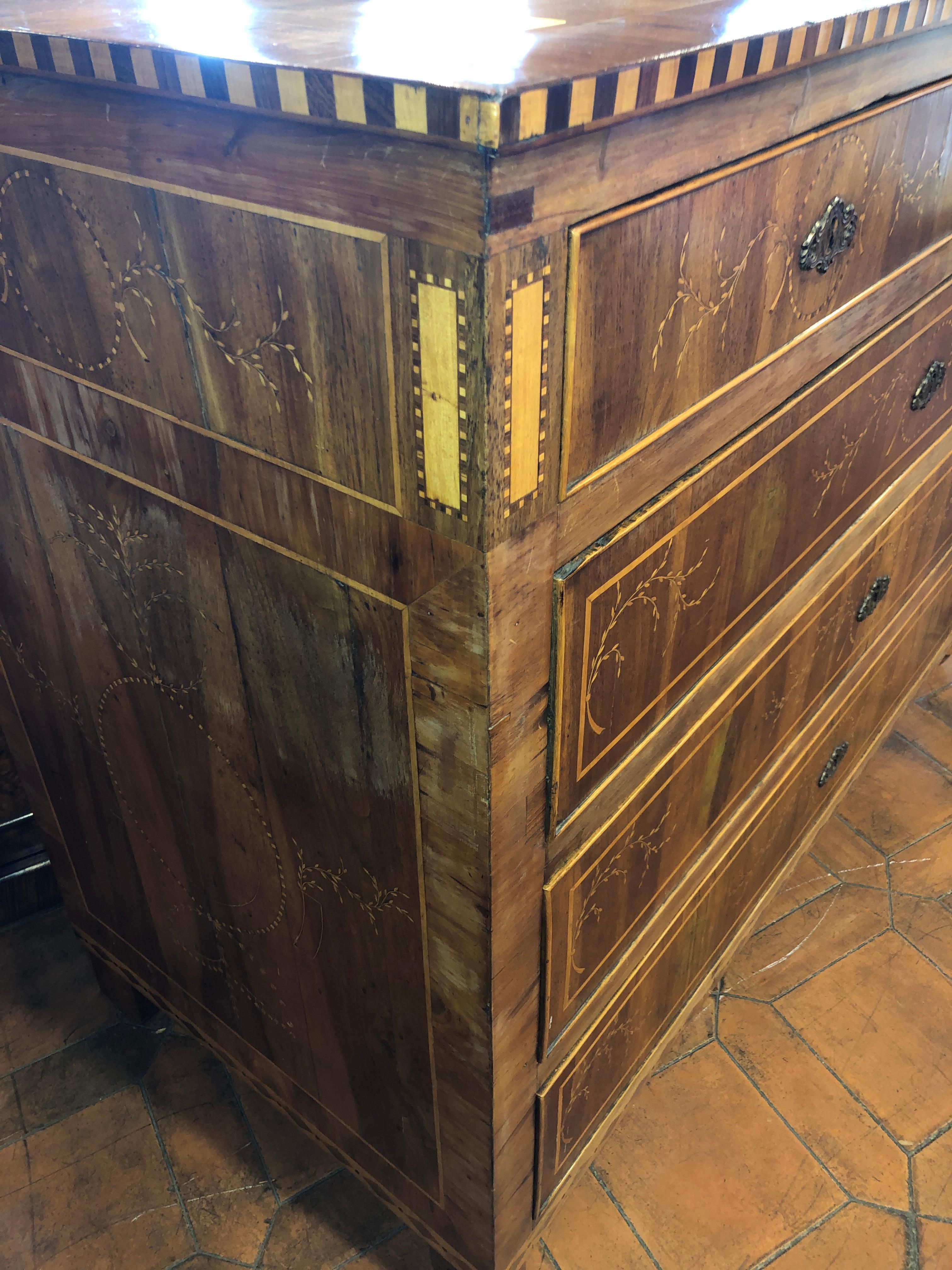 Late 18th Century 18th Century, Louis XVI Italian Walnut Chest of Drawers, 1790s