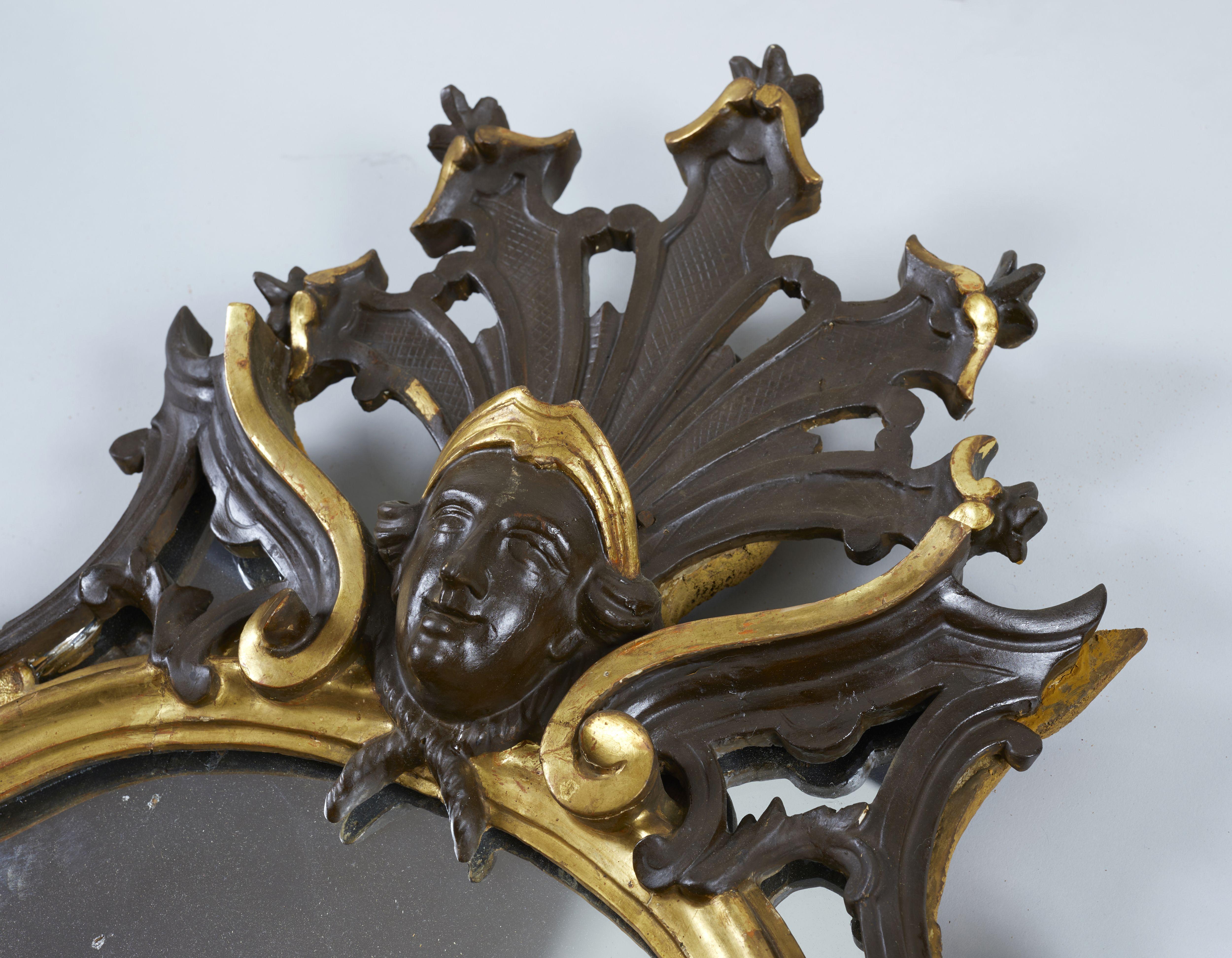 18th Century Louis XVI Italian Walnut Mirrors Couple Mercury Glasses For Sale 2