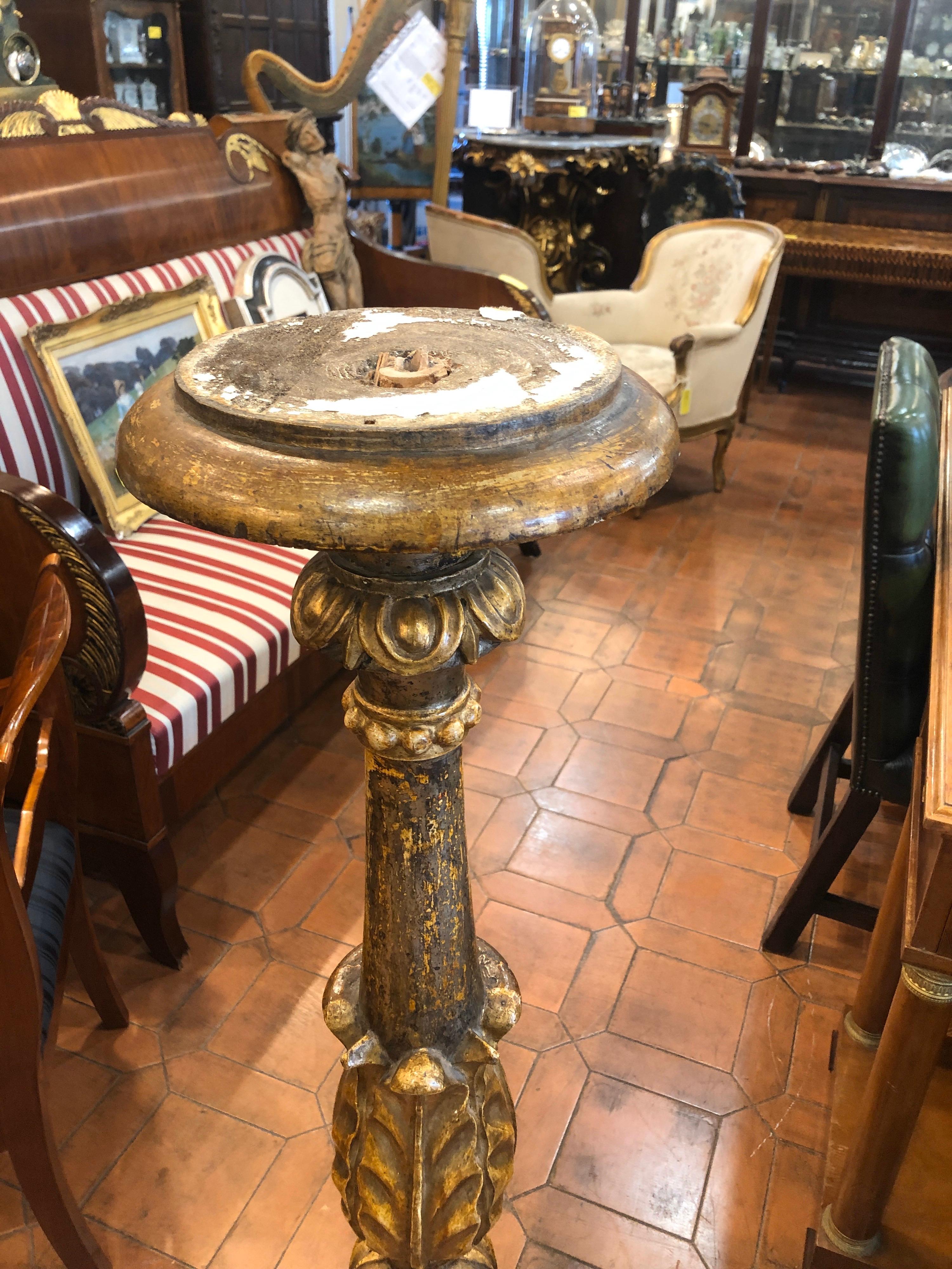 18th Century Louis XVI Italian Wood Gilt Torchères, 1790 In Good Condition In Roma, RM