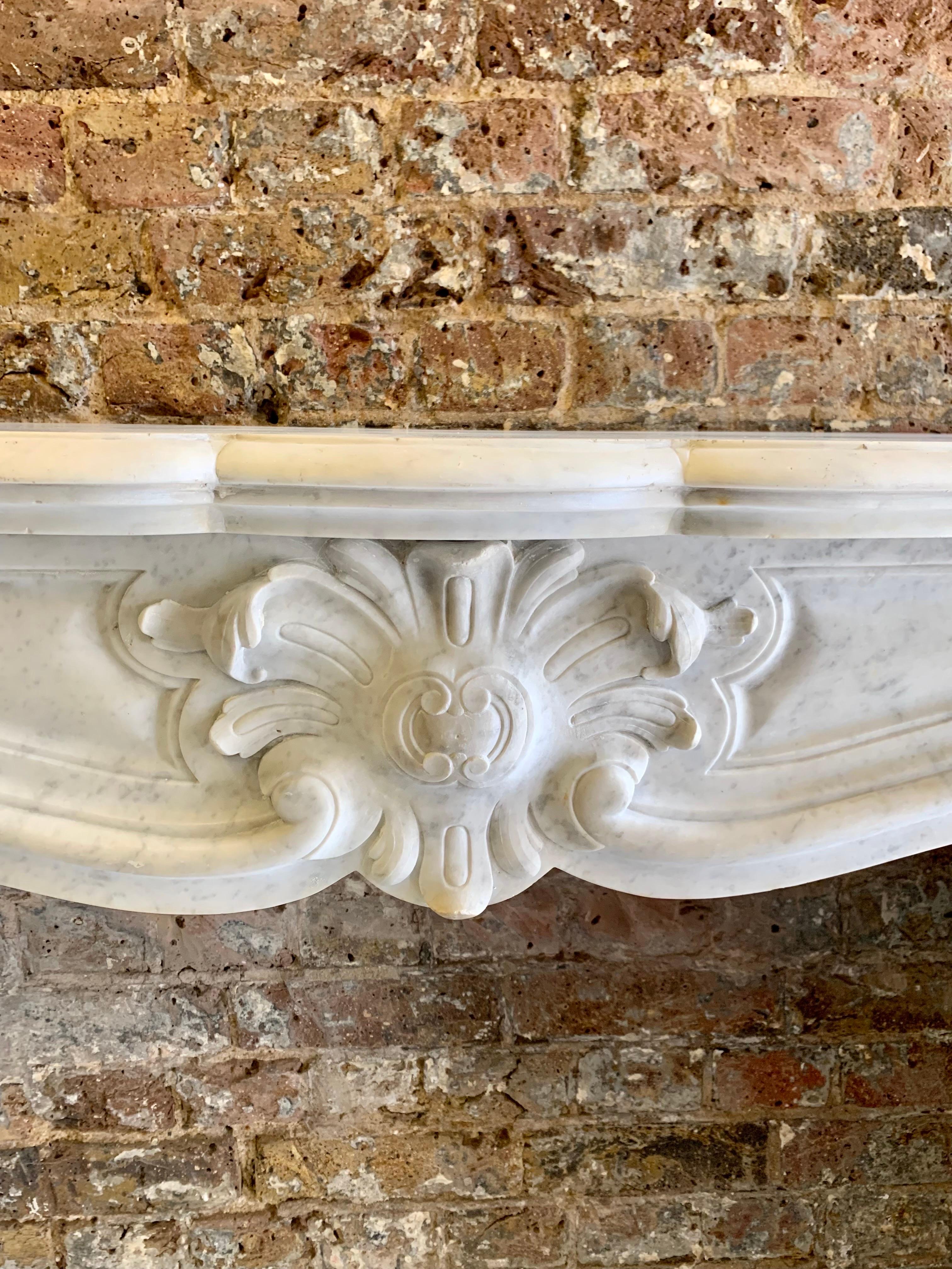 18th Century Louis XVI Marble Fireplace Mantlepiece 8