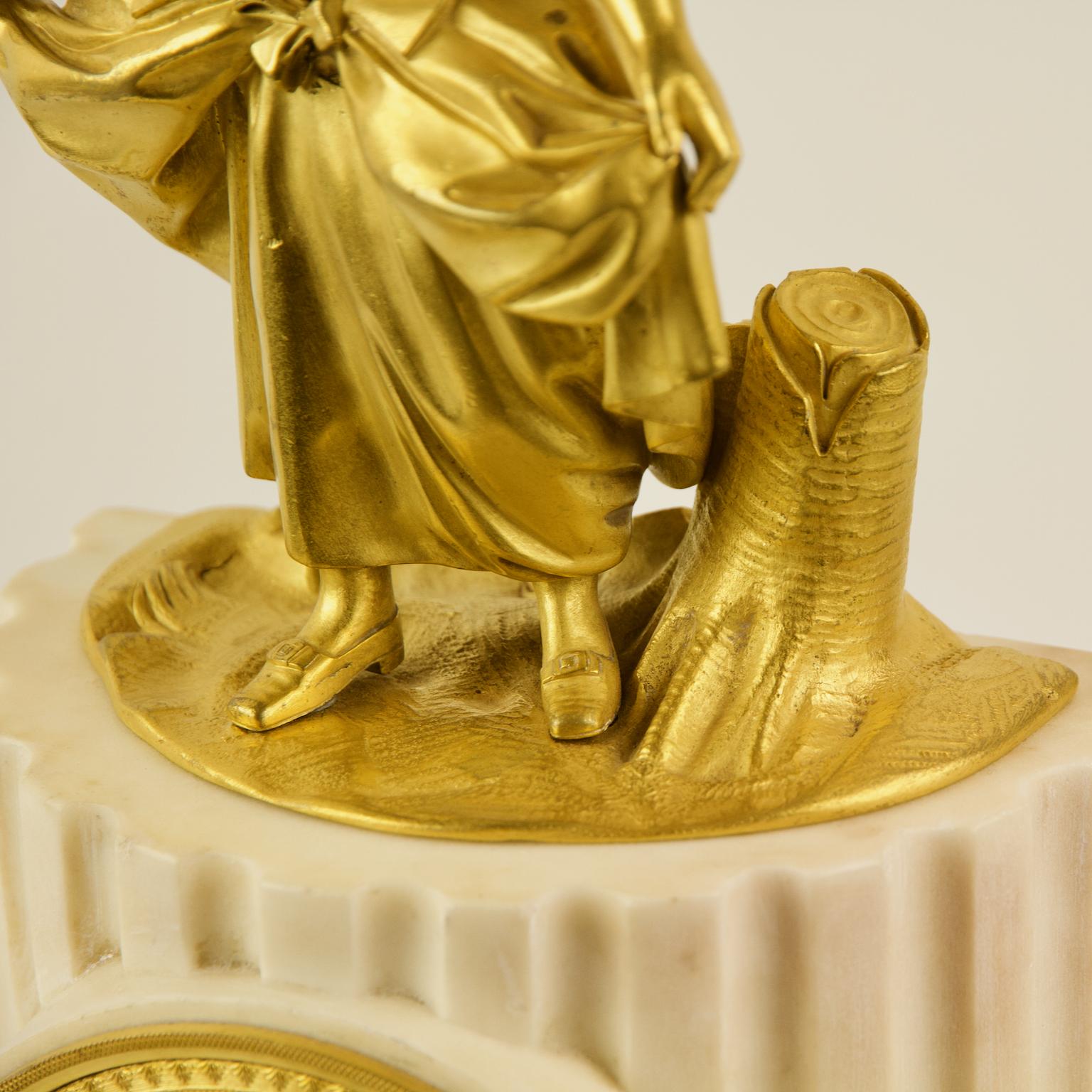 Fin du XVIIIe siècle Pendule Louis XVI du 18ème siècle en marbre doré et bronze d'après Falconet en vente