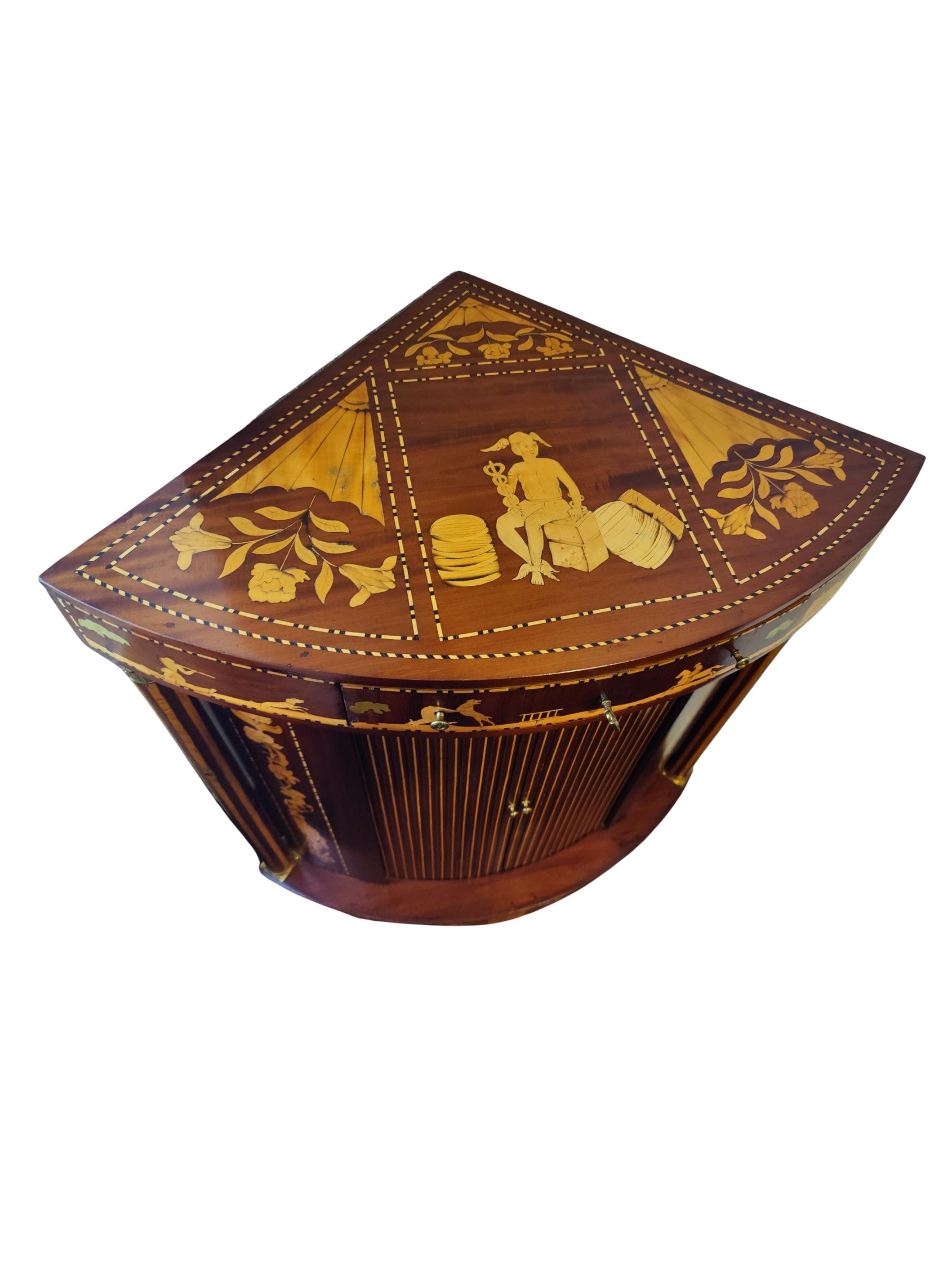 18. Jahrhundert, Louis XVI-Eckschrank mit Intarsien im Angebot 2