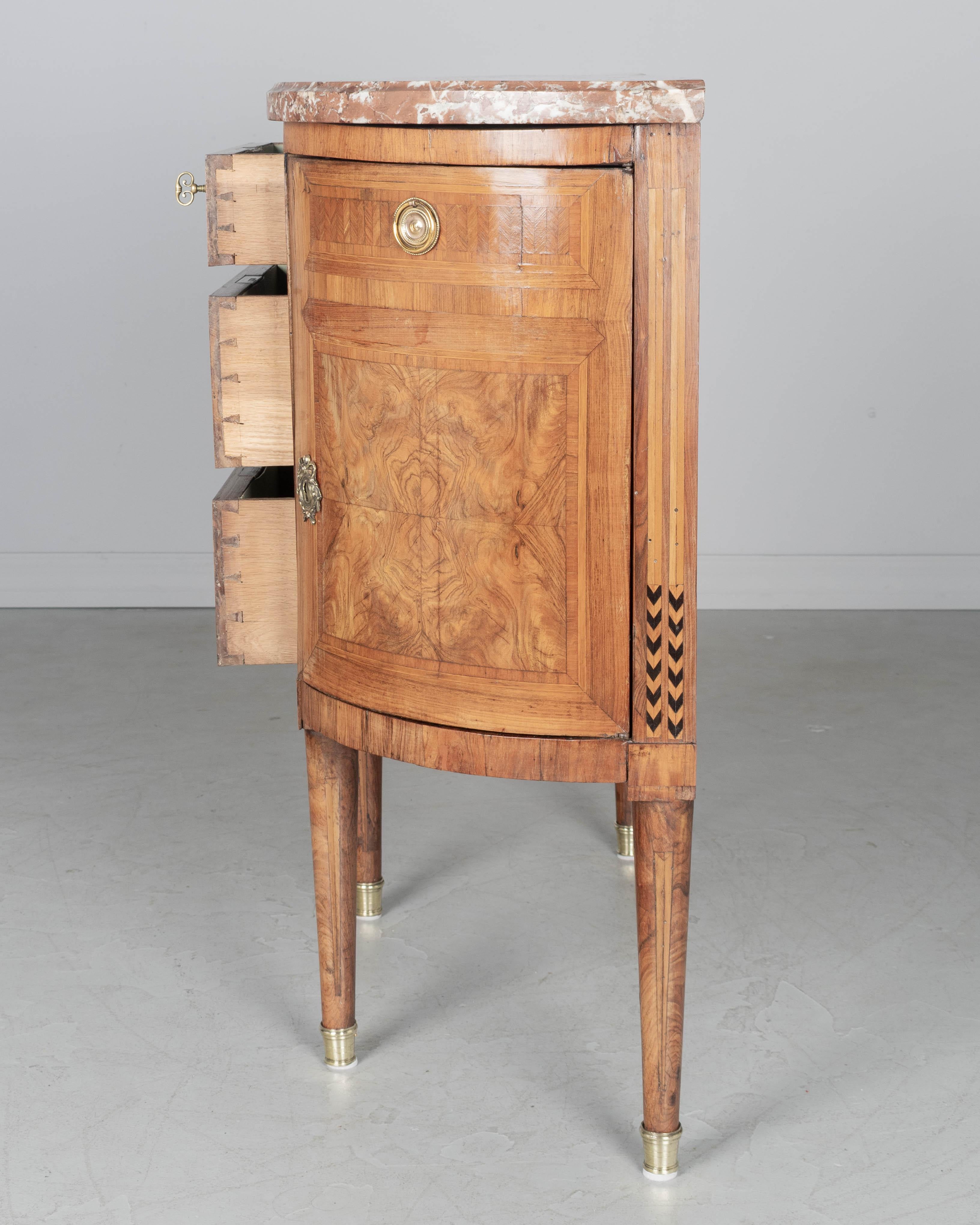 Commode o console Demilune intarsiata Luigi XVI del XVIII secolo in vendita 3