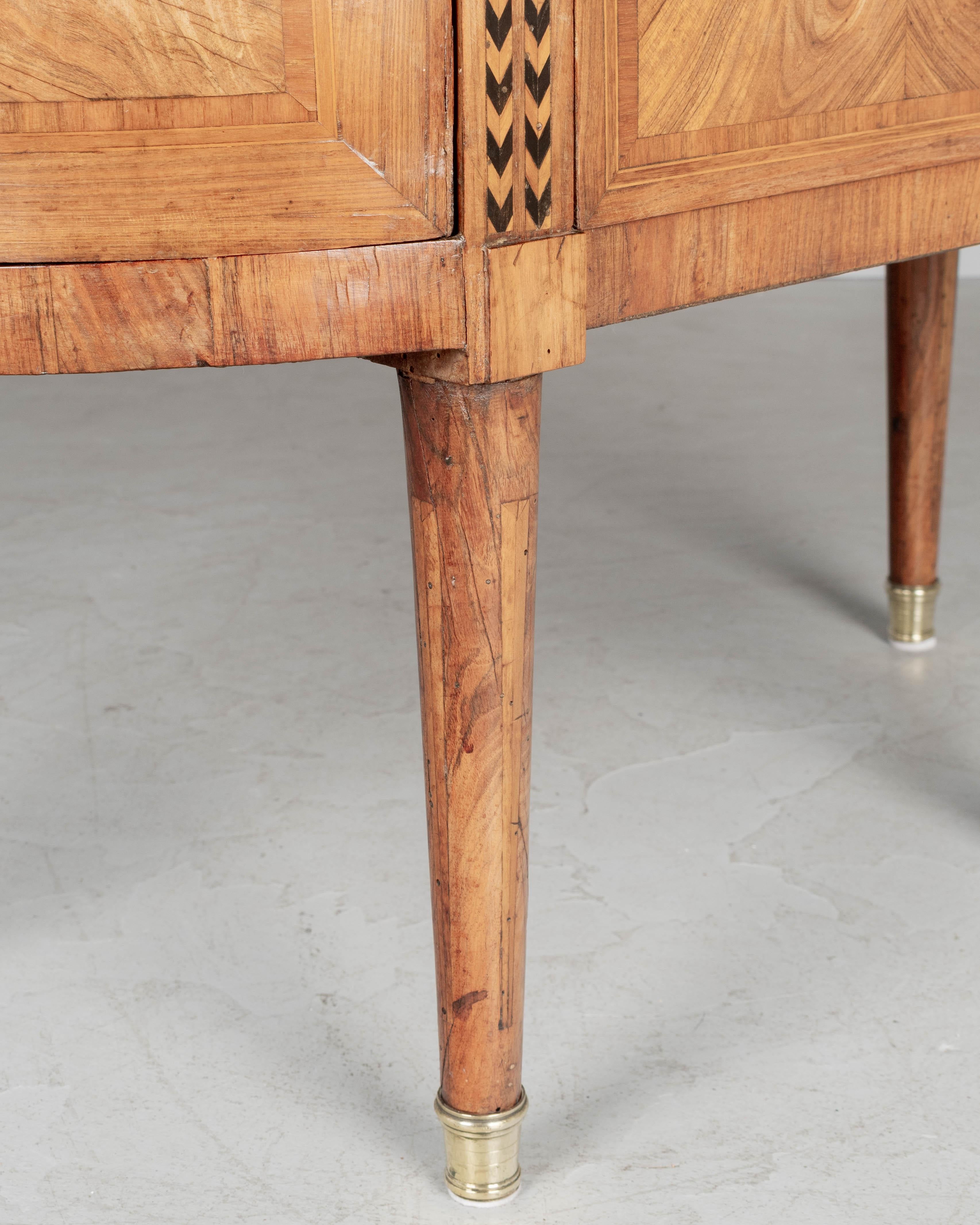 Commode o console Demilune intarsiata Luigi XVI del XVIII secolo in vendita 6