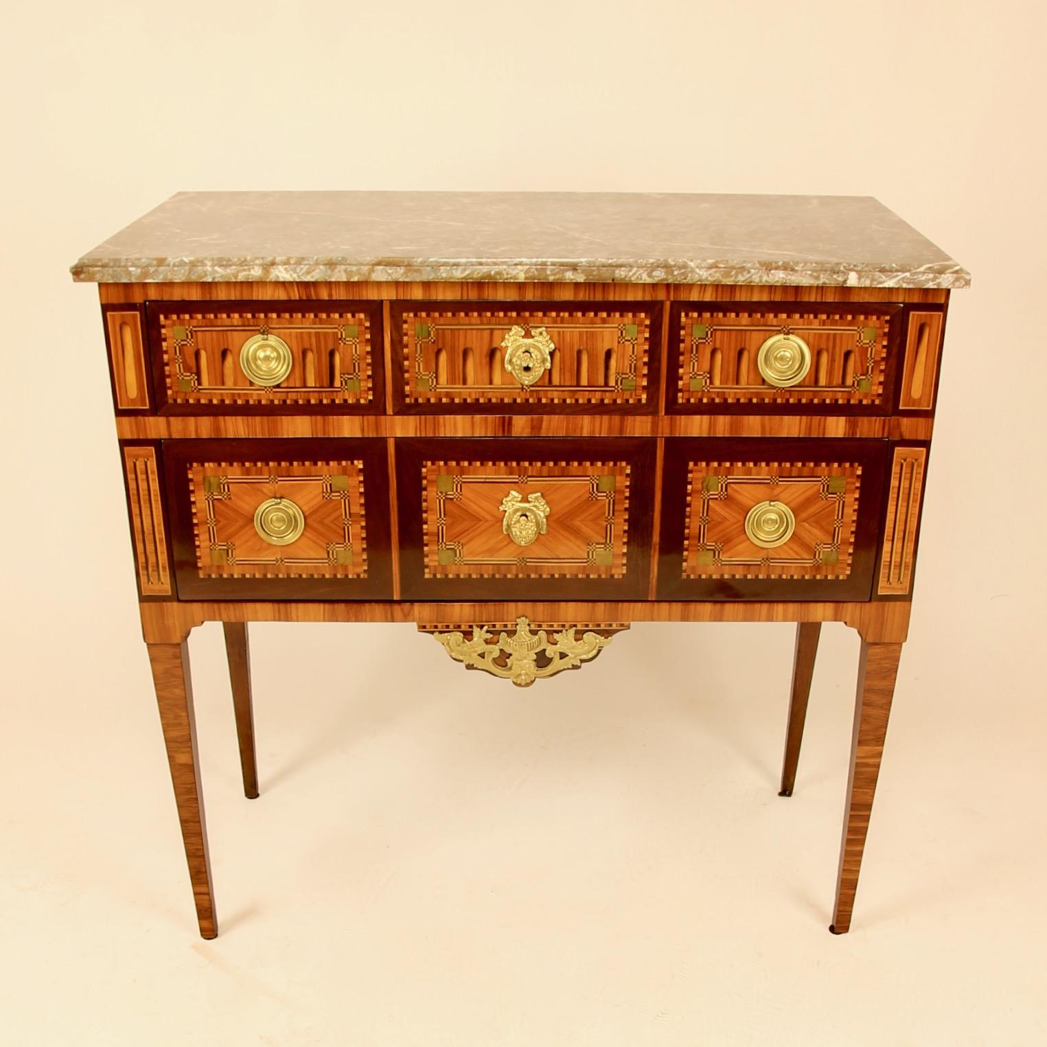 18th century Louis XVI neoclassical Marquetry commode or chest of drawers, so-called 