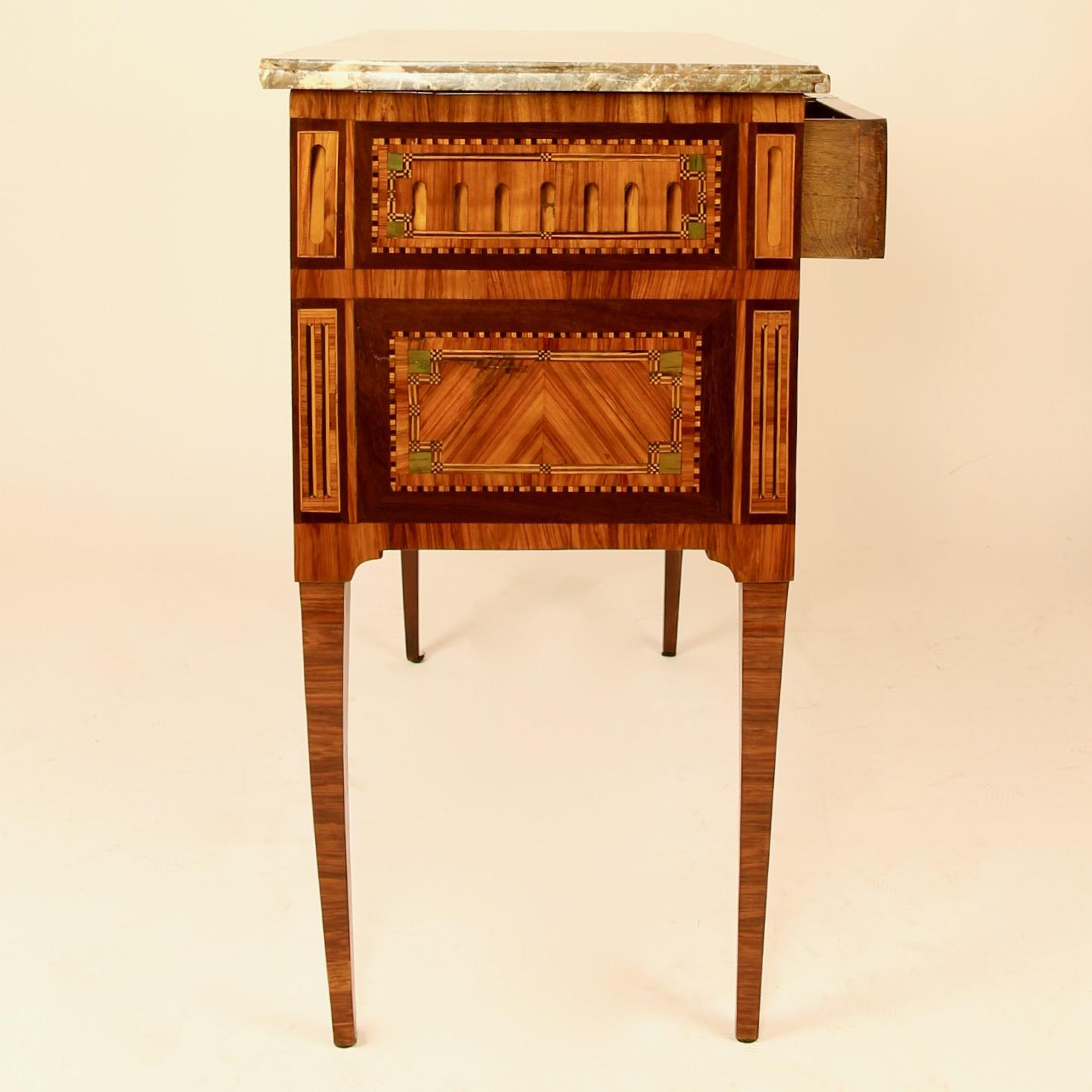 18th Century Louis XVI Neoclassical Marquetry Commode or Chest of Drawers In Good Condition In Berlin, DE