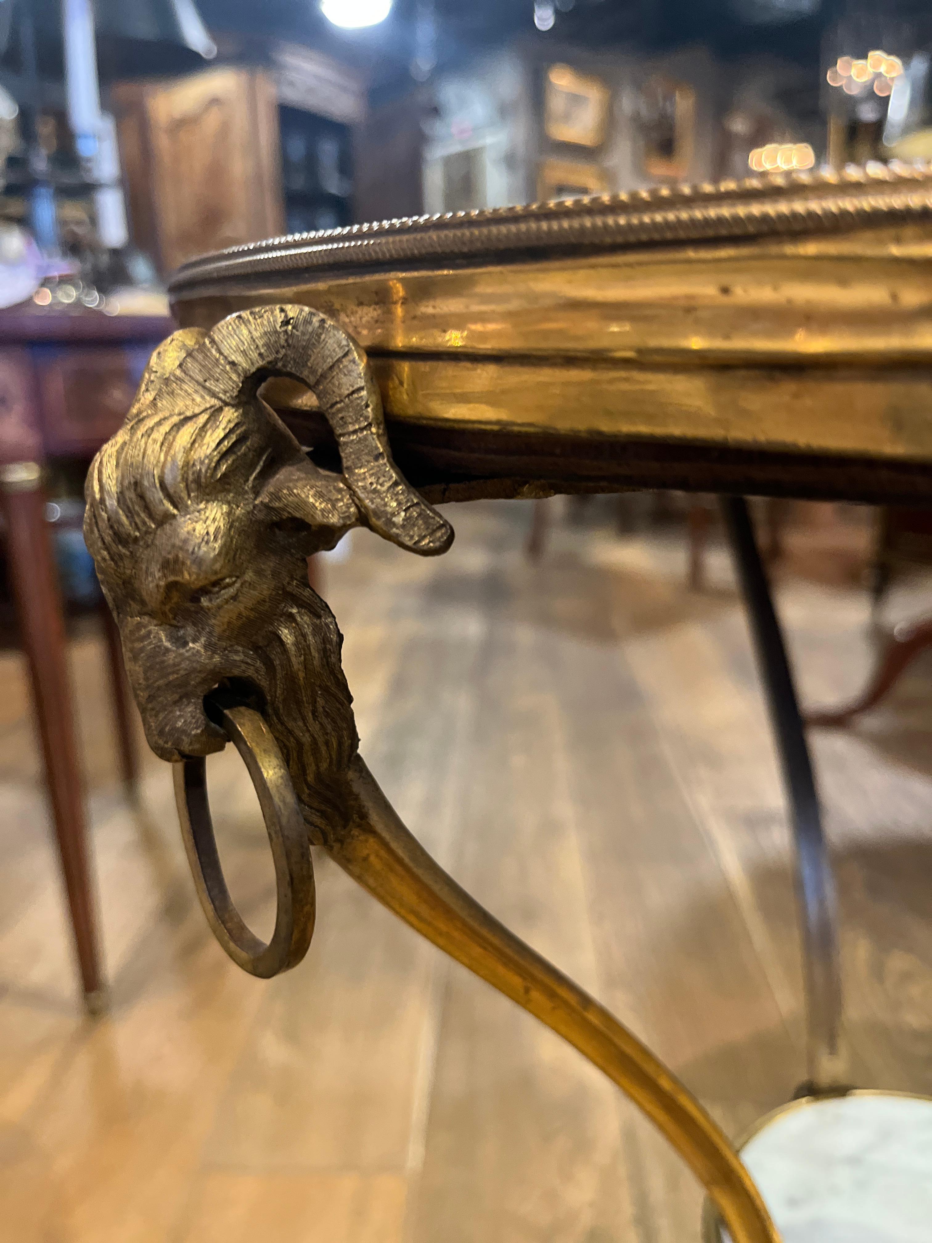 Table à Gueridon Louis XVI du 18ème siècle en ormalu et marbre en vente 1