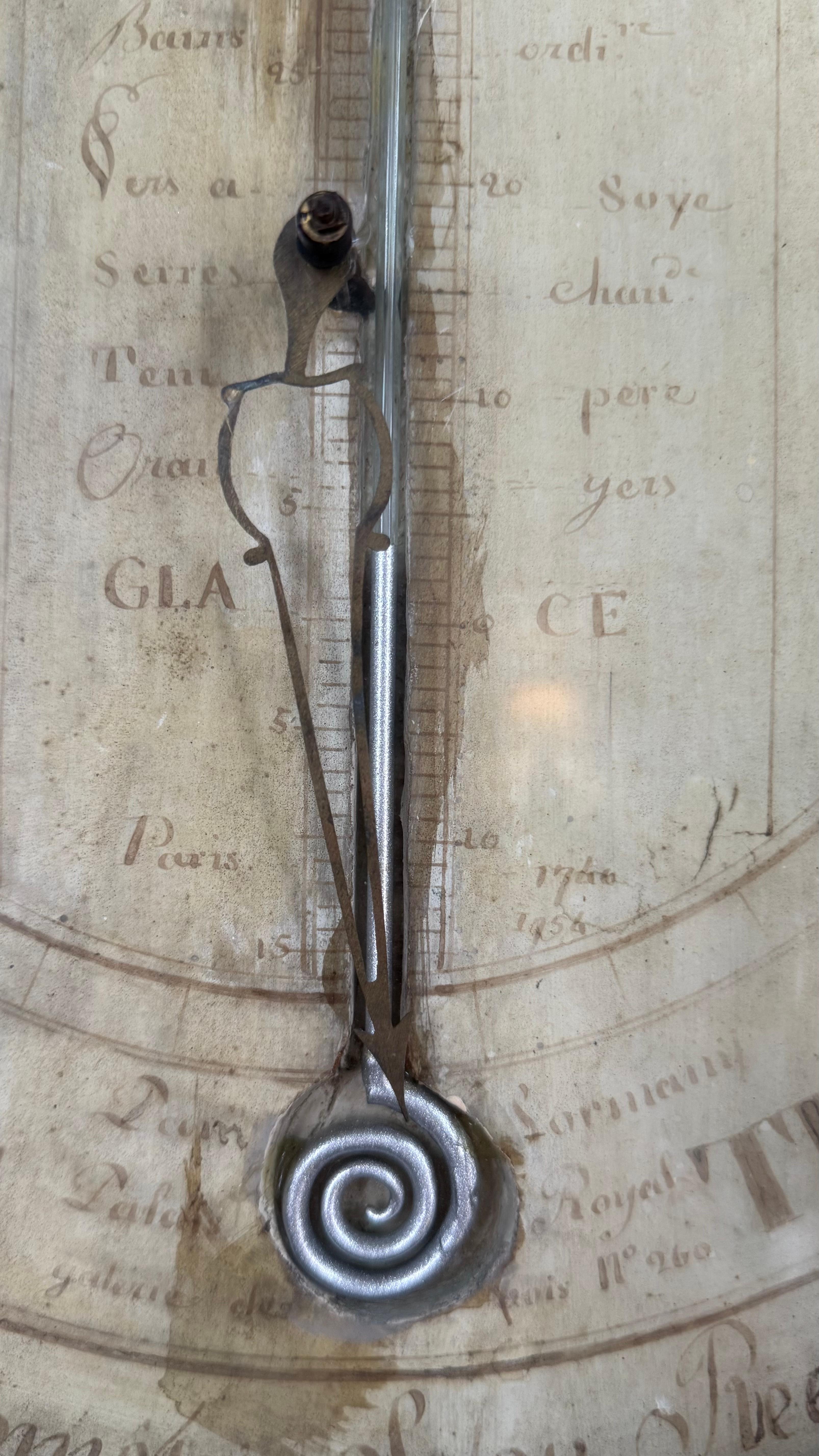 Sculpté à la main Baromètre français ancien d'époque Louis XVI du 18ème siècle en vente