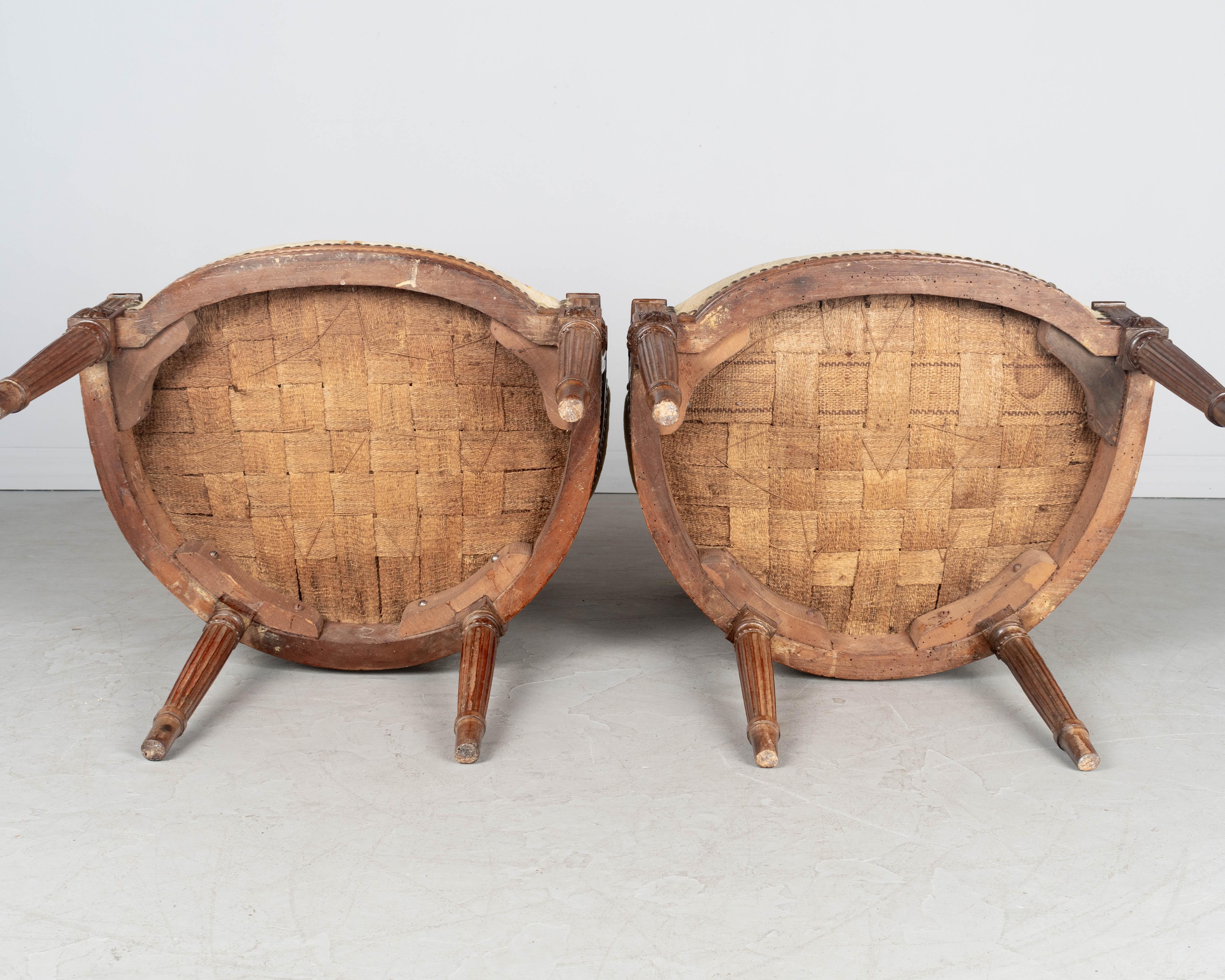 18th Century Louis XVI Period French Fauteuils, a Pair For Sale 5