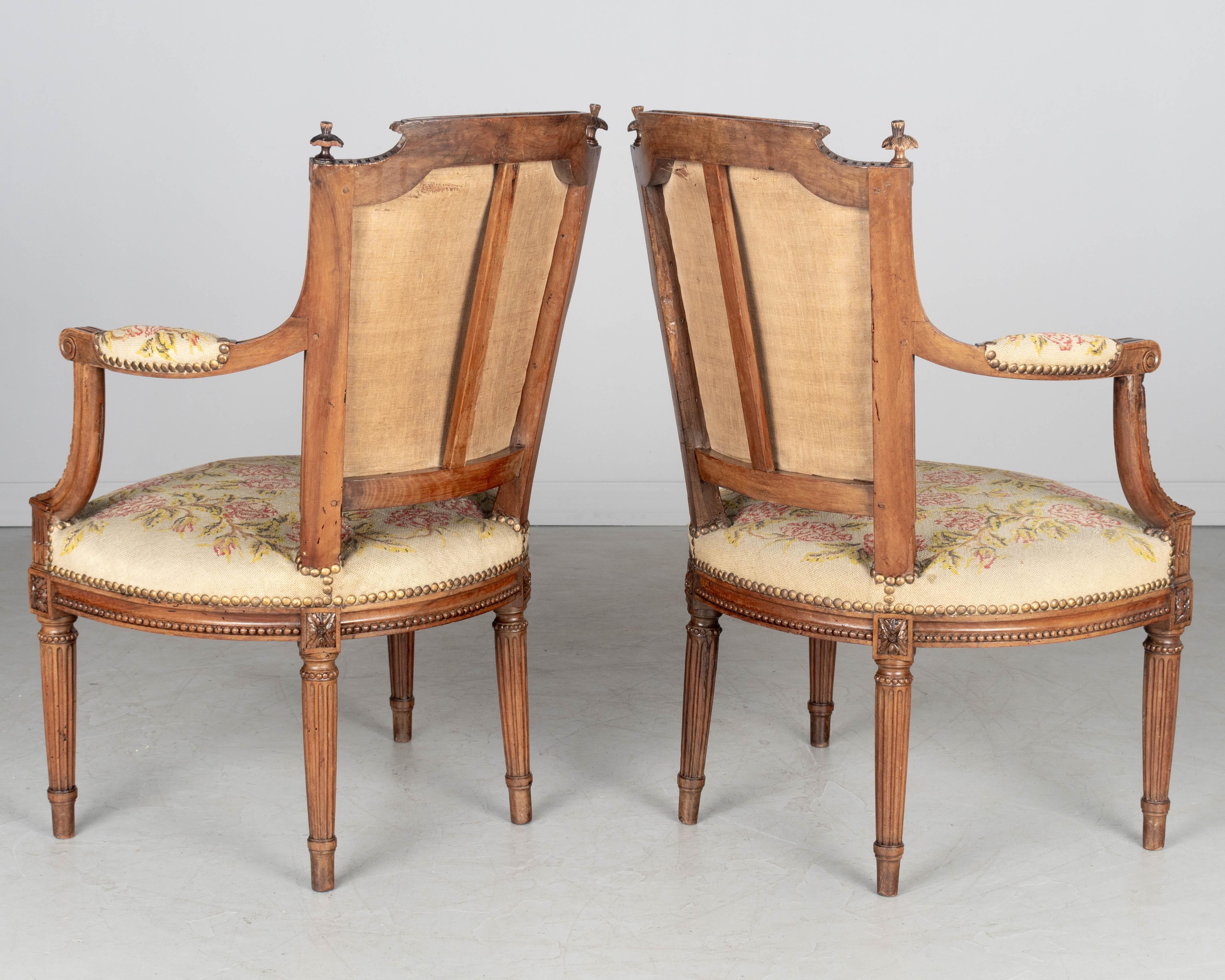 18th Century Louis XVI Period French Fauteuils, a Pair For Sale 3