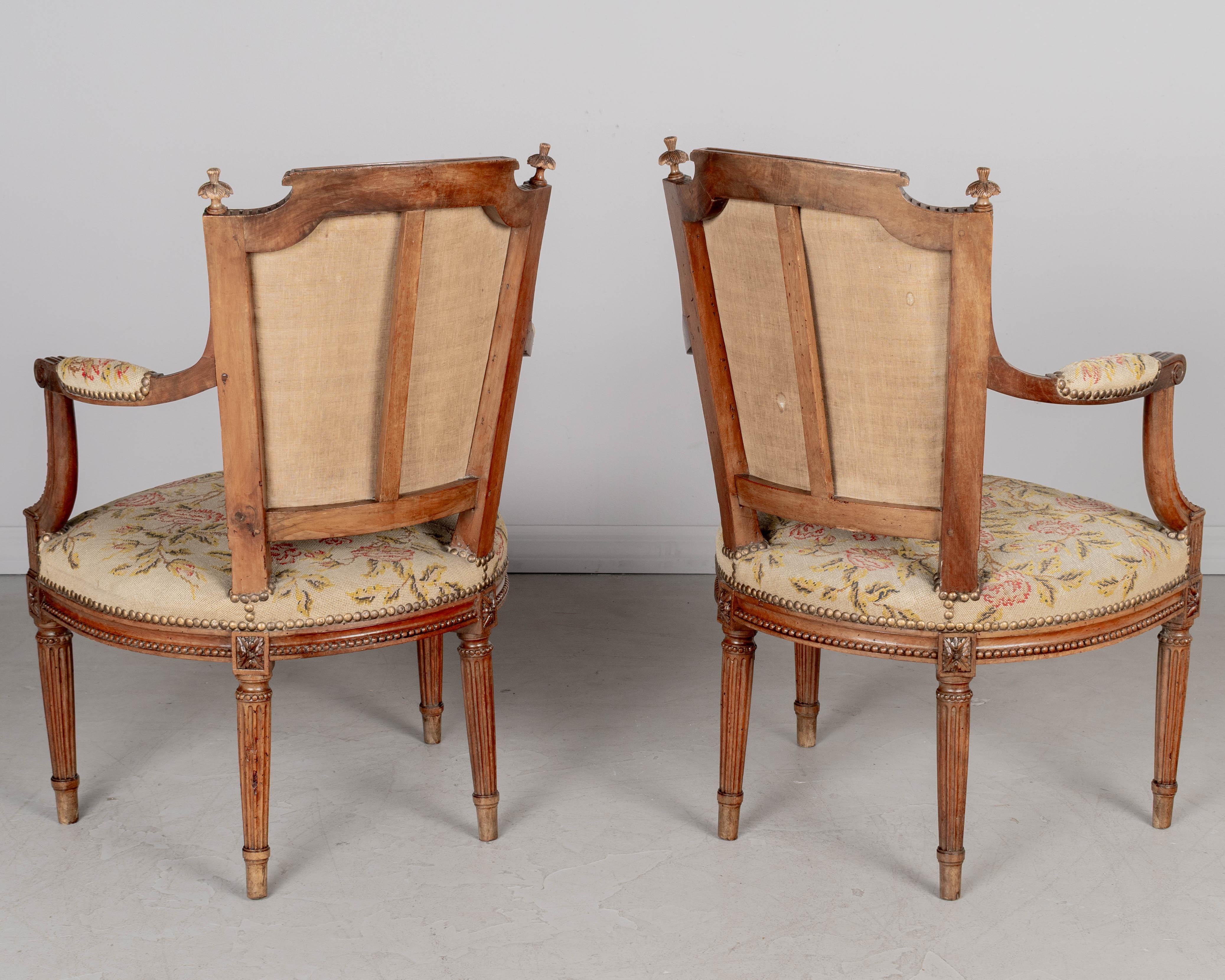 18th Century Louis XVI Period French Fauteuils, a Pair For Sale 4