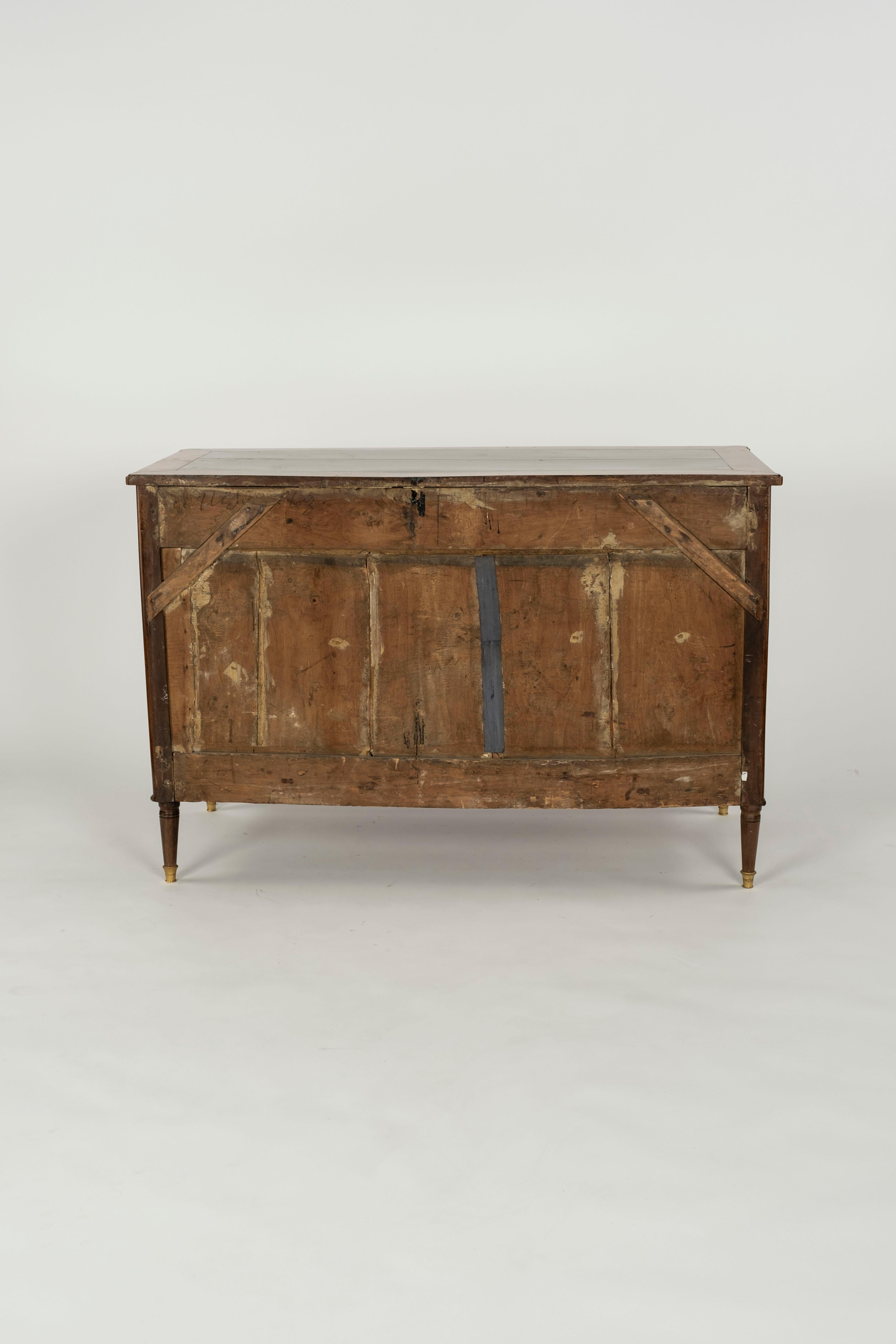 18th Century Louis XVI Rosewood Commode For Sale 9