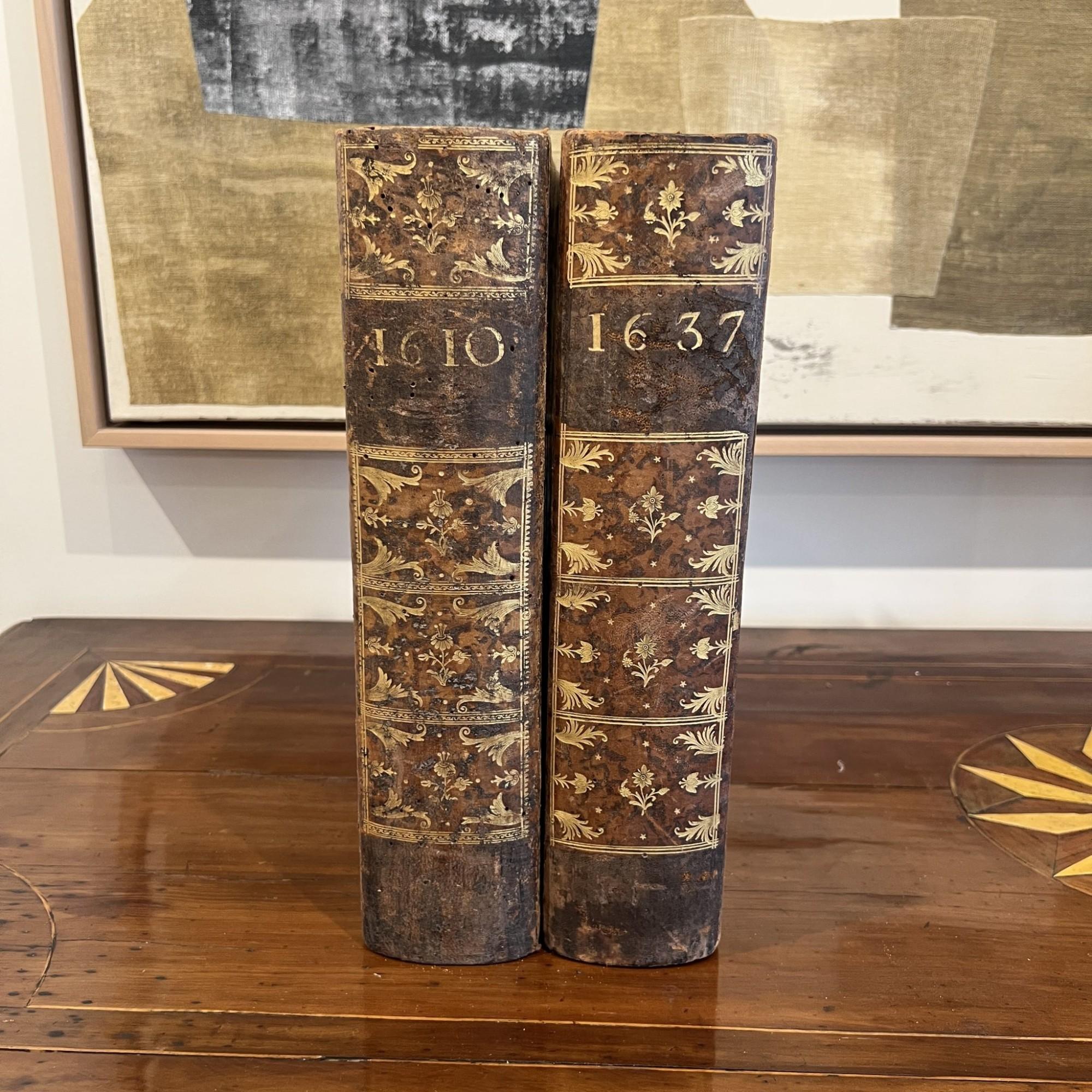 Leather 18th Century Louis XVI Set of 5 Live Book Boxes For Sale
