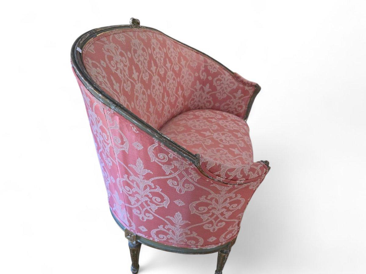 Tessile 18th Century Louis XVI Sofa – Carved and Gilded Wood, Original Joinery in vendita