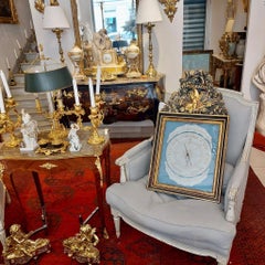 18th Century Louis XVI-Style Barometer in Gilded Wood adorned with Doves