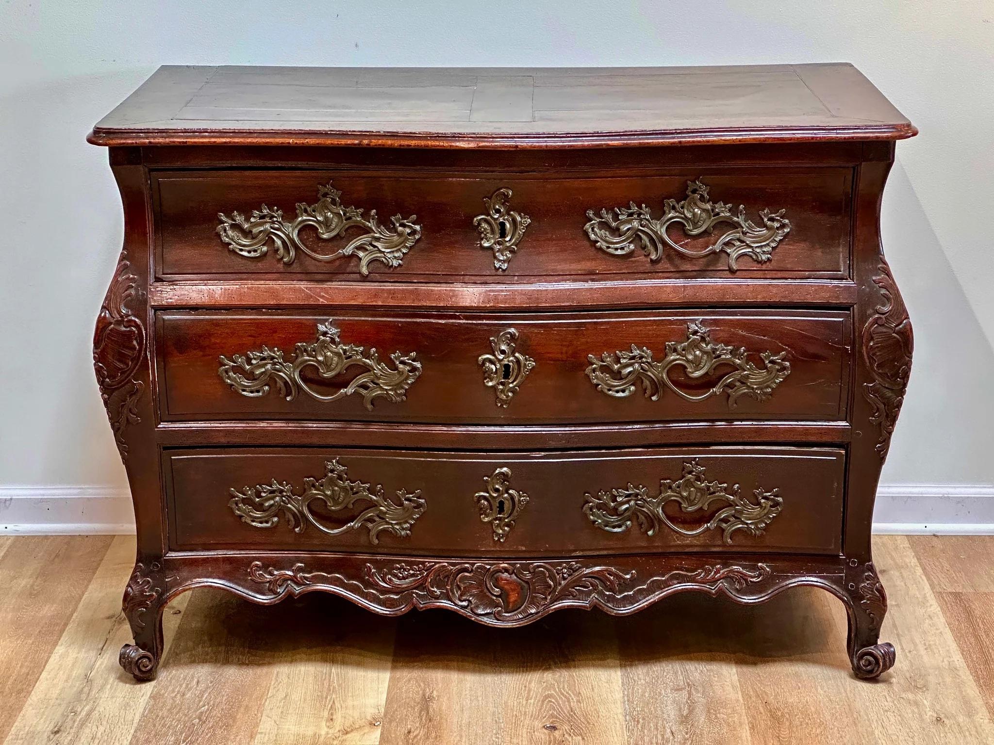 Louis XV 18th Century Louise XV French Walnut Bombe Commode For Sale