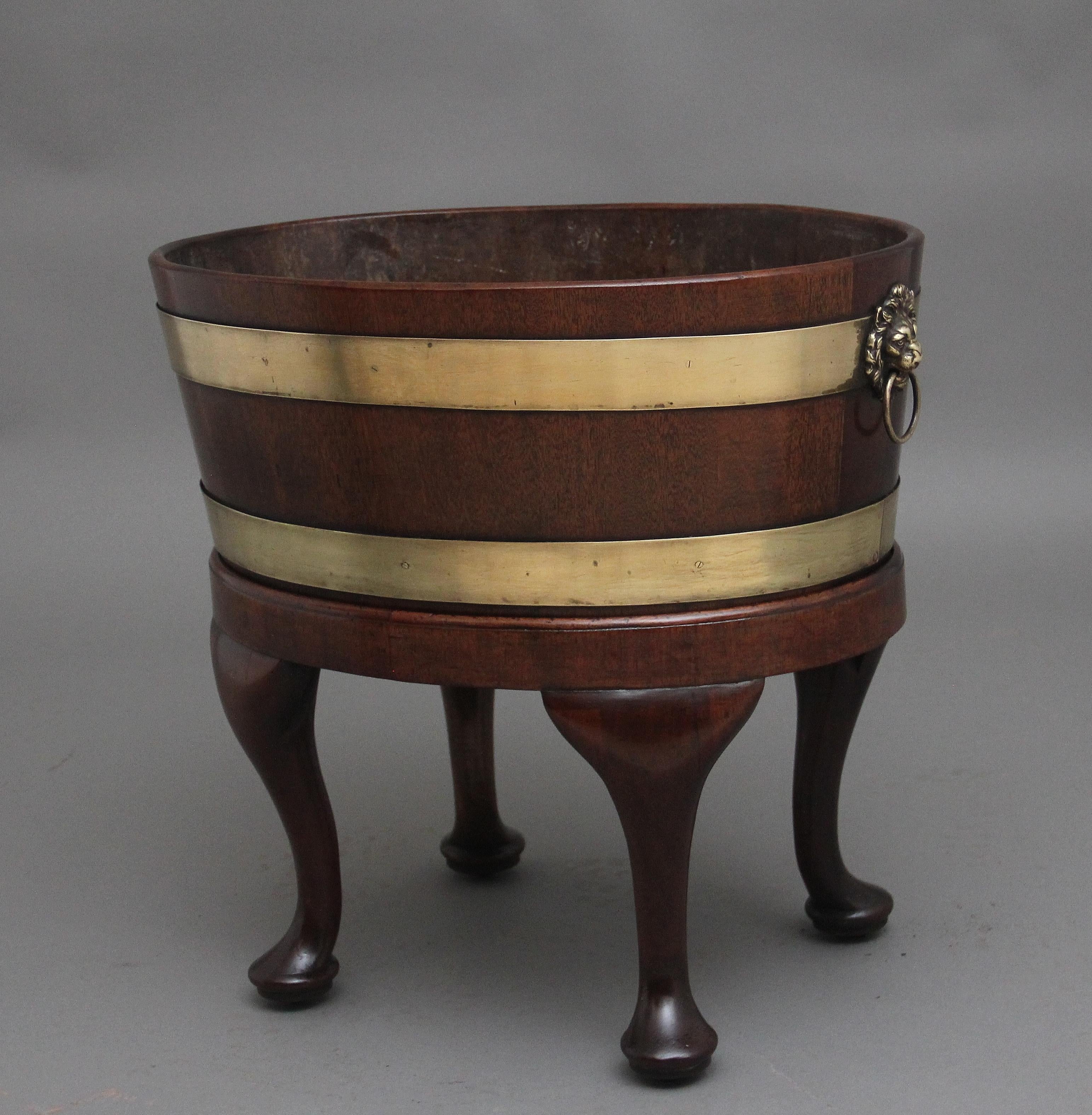 18th Century mahogany and brass bound oval wine cooler For Sale 1