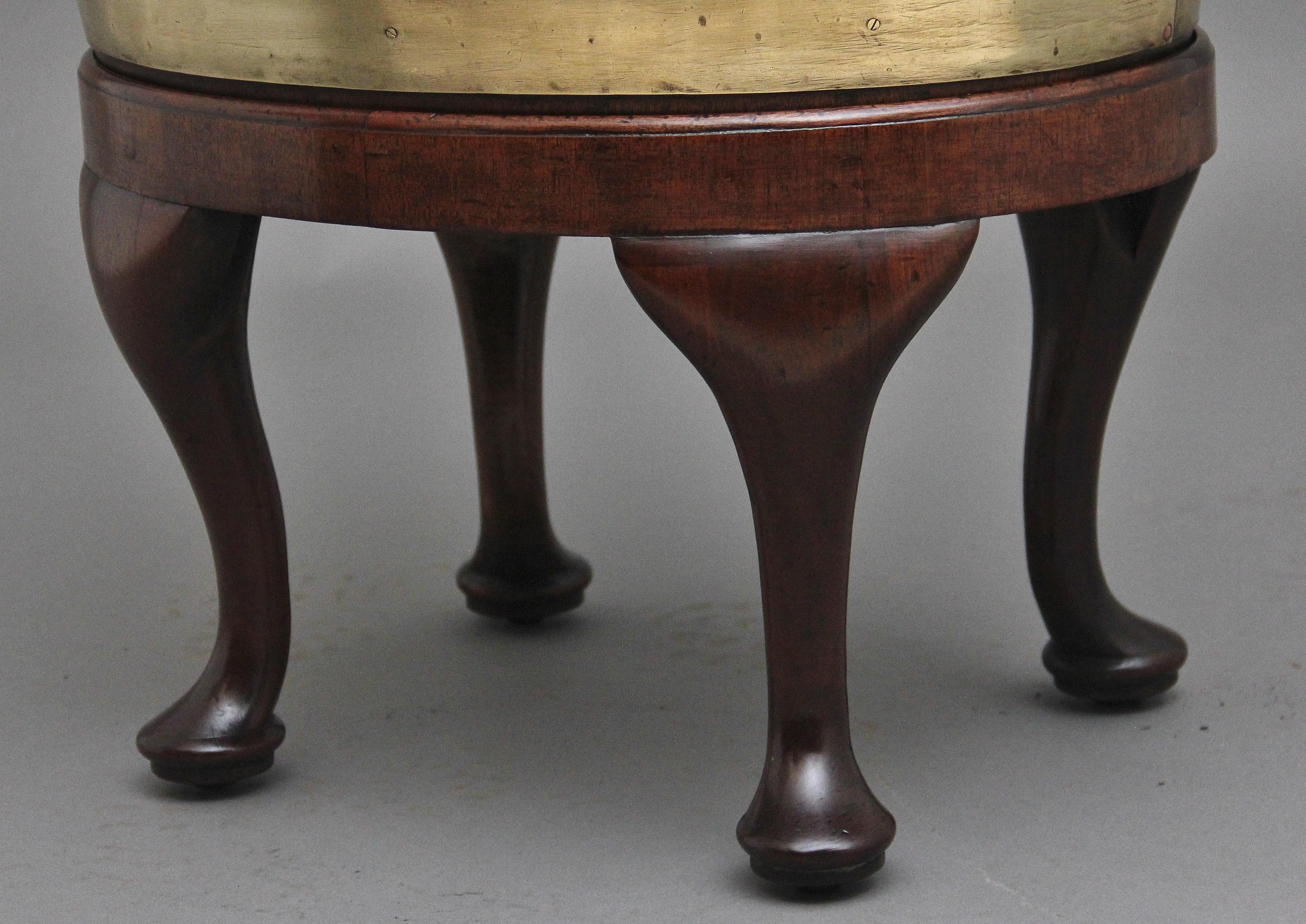 18th Century mahogany and brass bound oval wine cooler For Sale 2