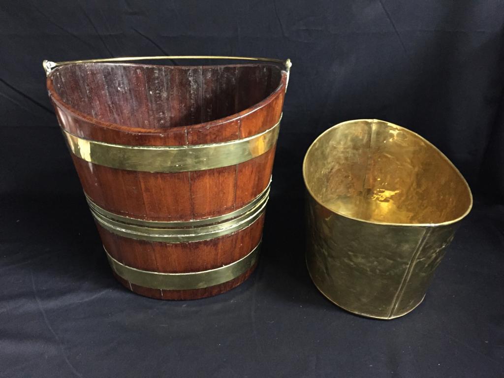 George I 18th Century Mahogany and Brass Wine Cooler For Sale