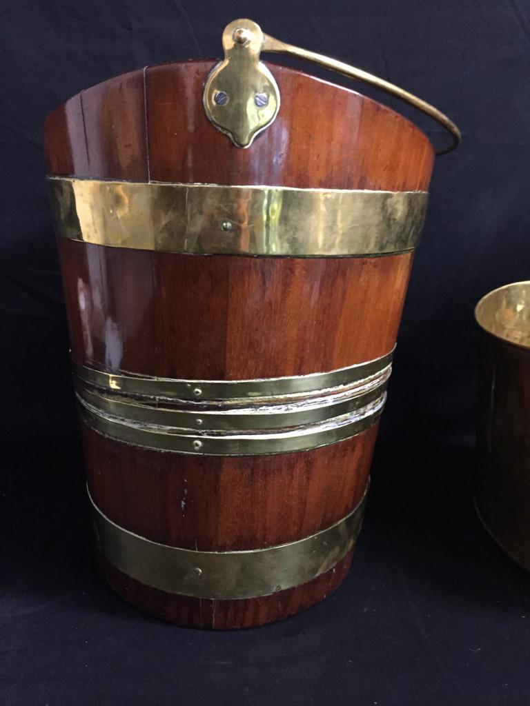 18th Century Mahogany and Brass Wine Cooler In Fair Condition For Sale In London, GB