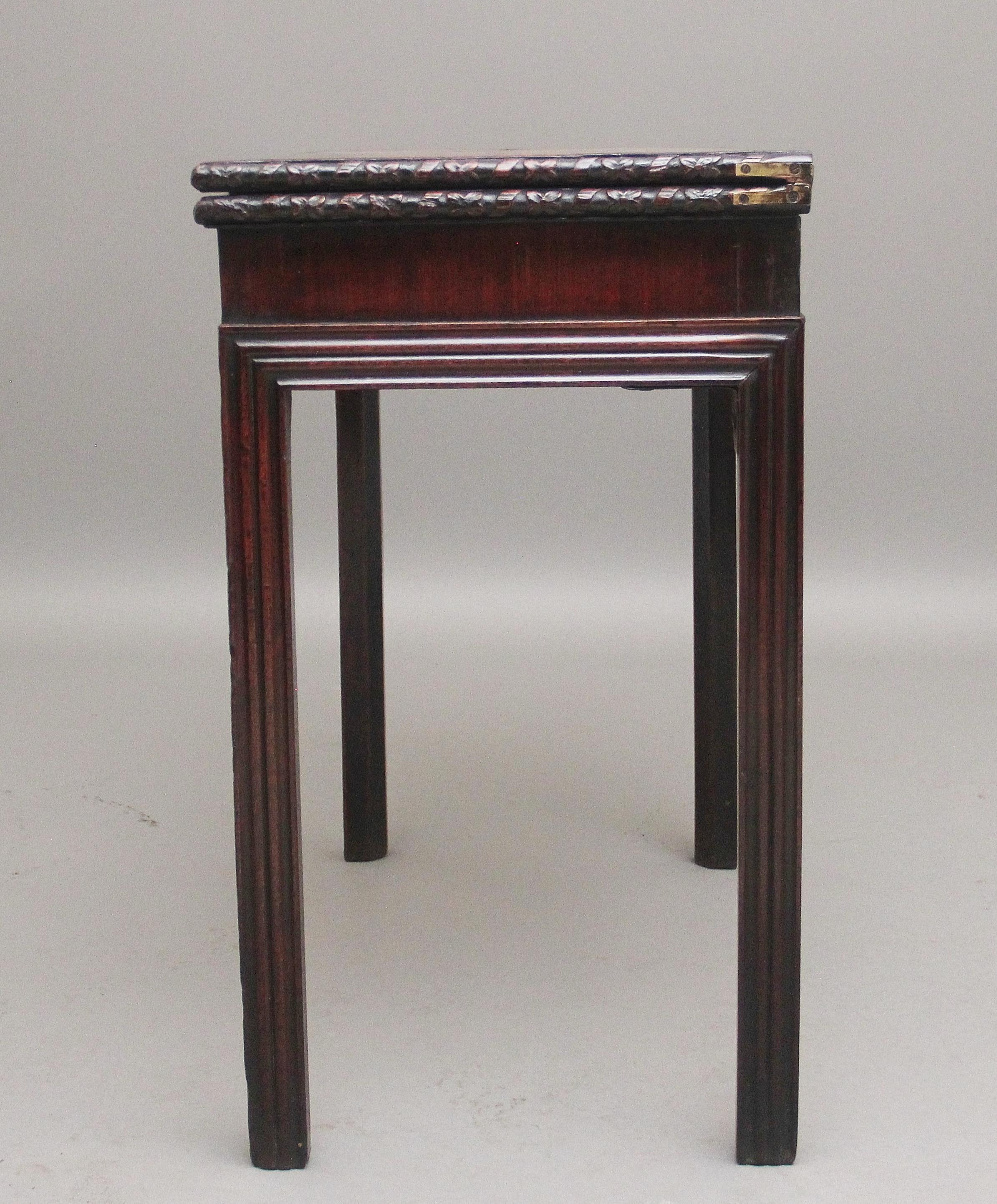 18th Century mahogany card table In Good Condition For Sale In Martlesham, GB