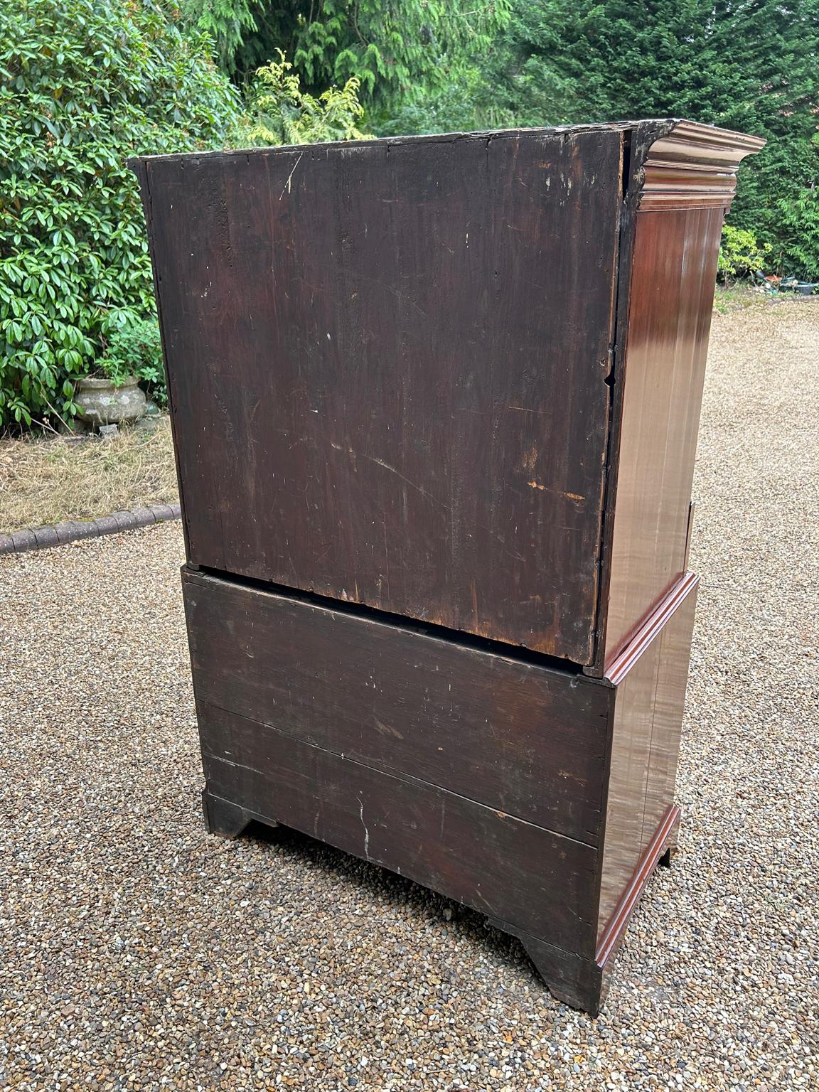 Cassapanca in mogano del XVIII secolo (Tallboy) in vendita 3