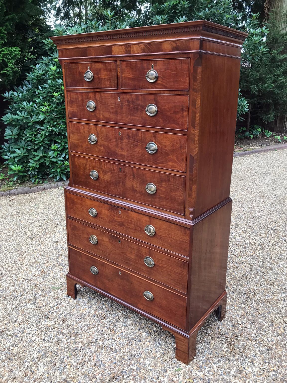 Georgian 18th Century Mahogany Chest on Chest 'Tallboy' For Sale