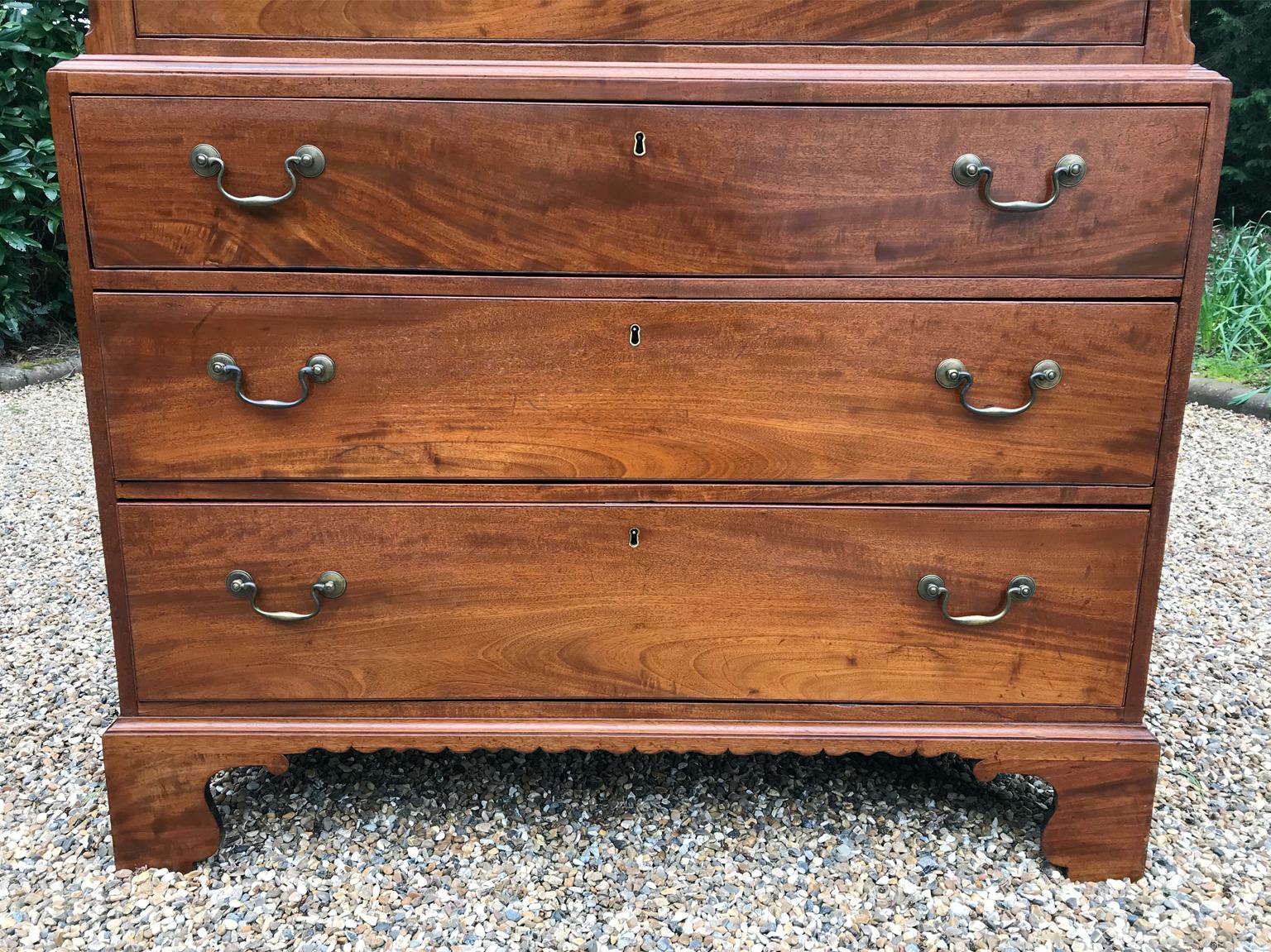 18th Century Mahogany Chest on Chest 'Tallboy' In Good Condition In Richmond, London, Surrey