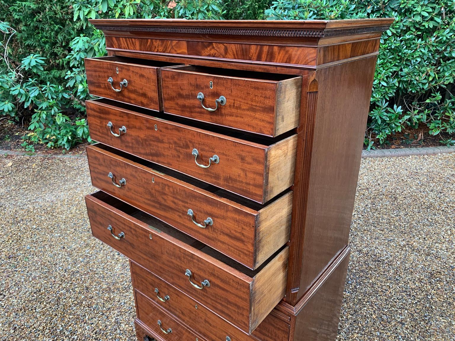 18th Century, Mahogany Chest on Chest / Tallboy In Good Condition In Richmond, Surrey