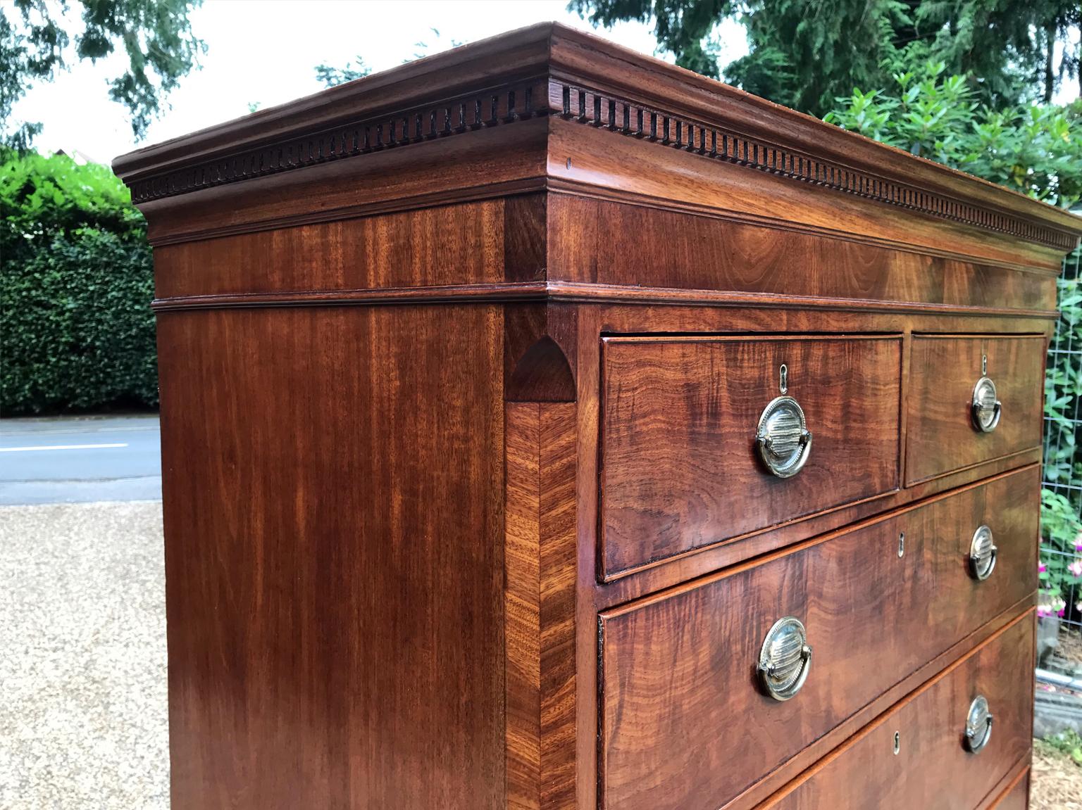 18th Century Mahogany Chest on Chest 'Tallboy' For Sale 1