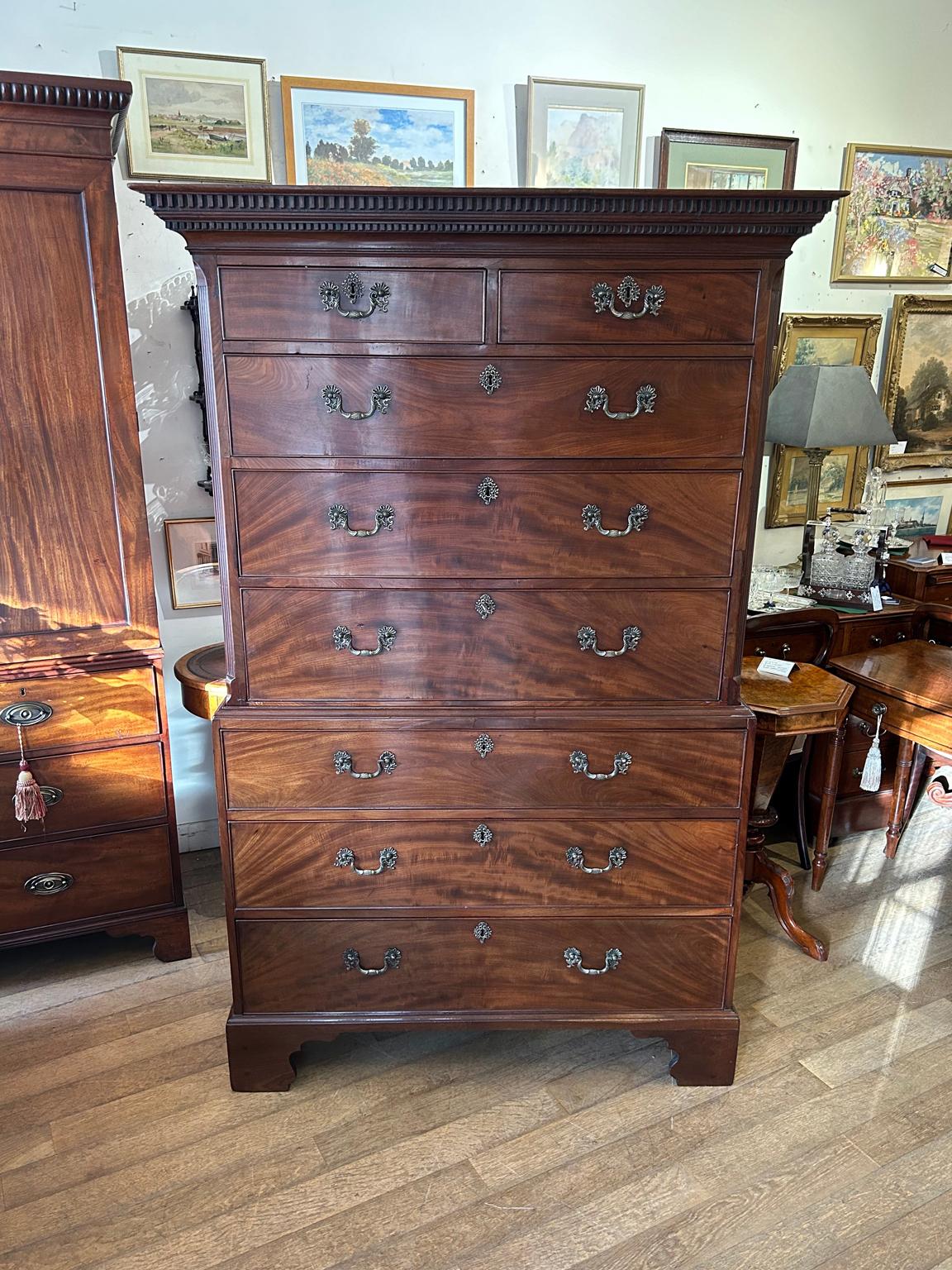 A very high quality 18th Century (George III) Mahogany Chest On Chest (Tallboy) with a Secretaire drawer, which includes: 6 small strung drawers, 4 pigeon and a middle lockable cupboard. Two short drawers at the top and five long drawers with