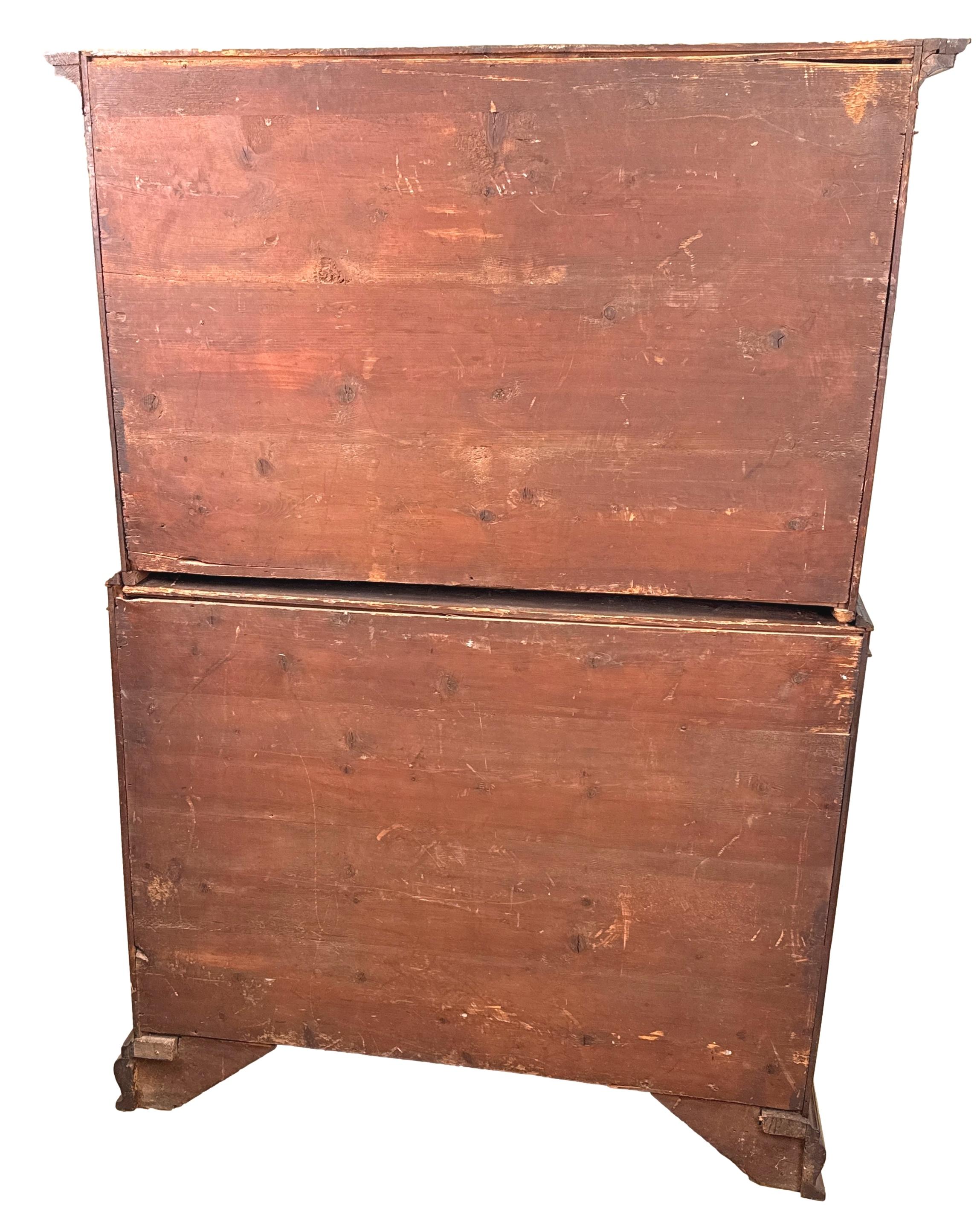 18th Century Mahogany Chippendale Chest On Chest en venta 6