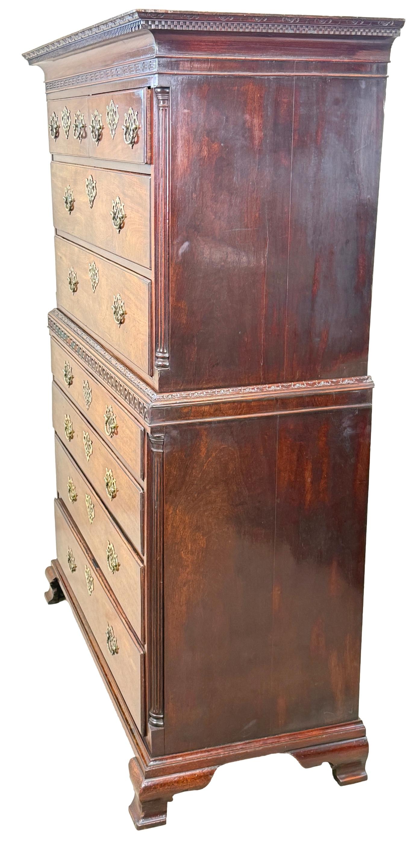 18th Century Mahogany Chippendale Chest On Chest Inglés en venta