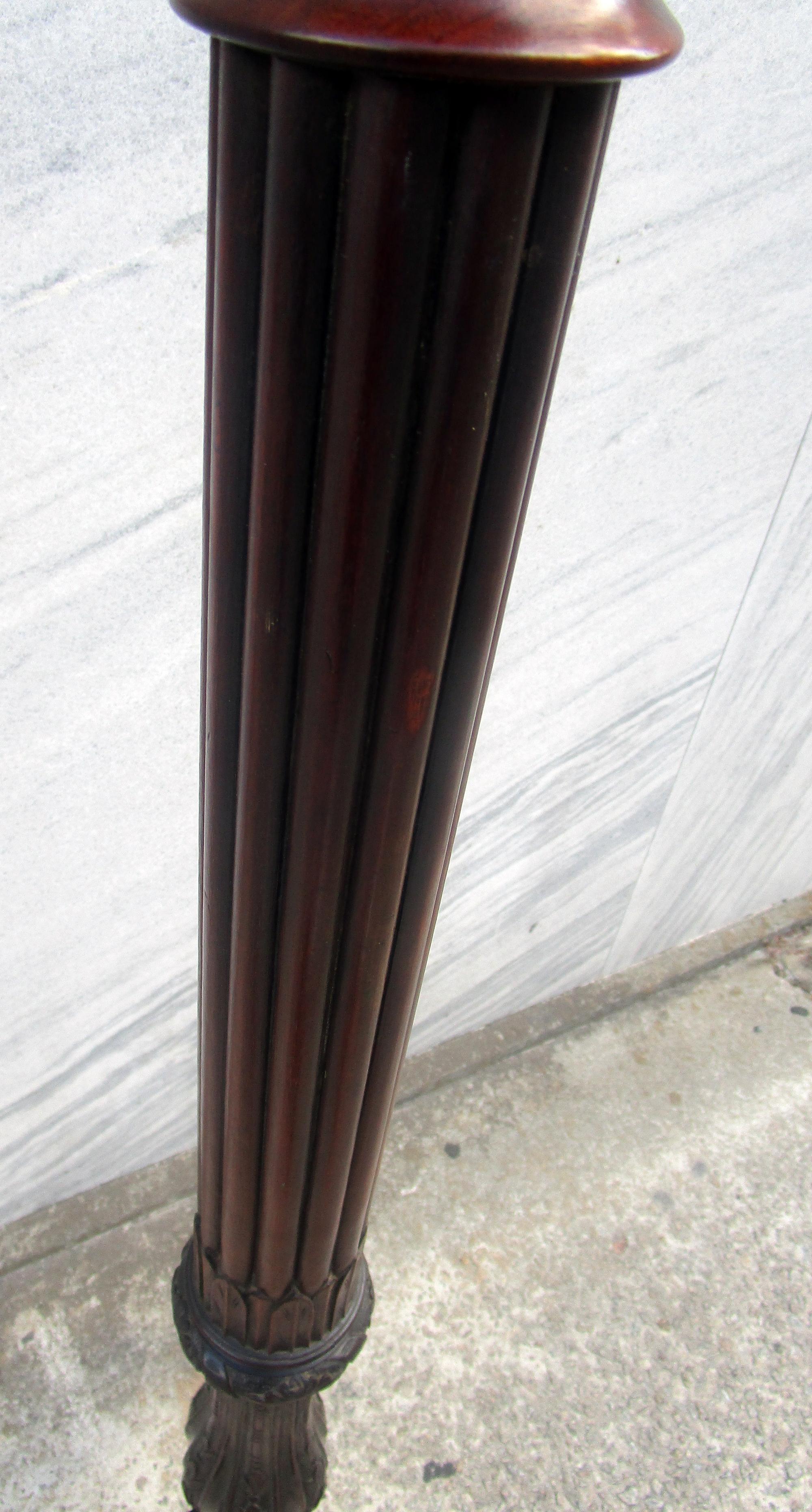 18th Century Mahogany Chippendale Column Plant Stand In Good Condition In Savannah, GA