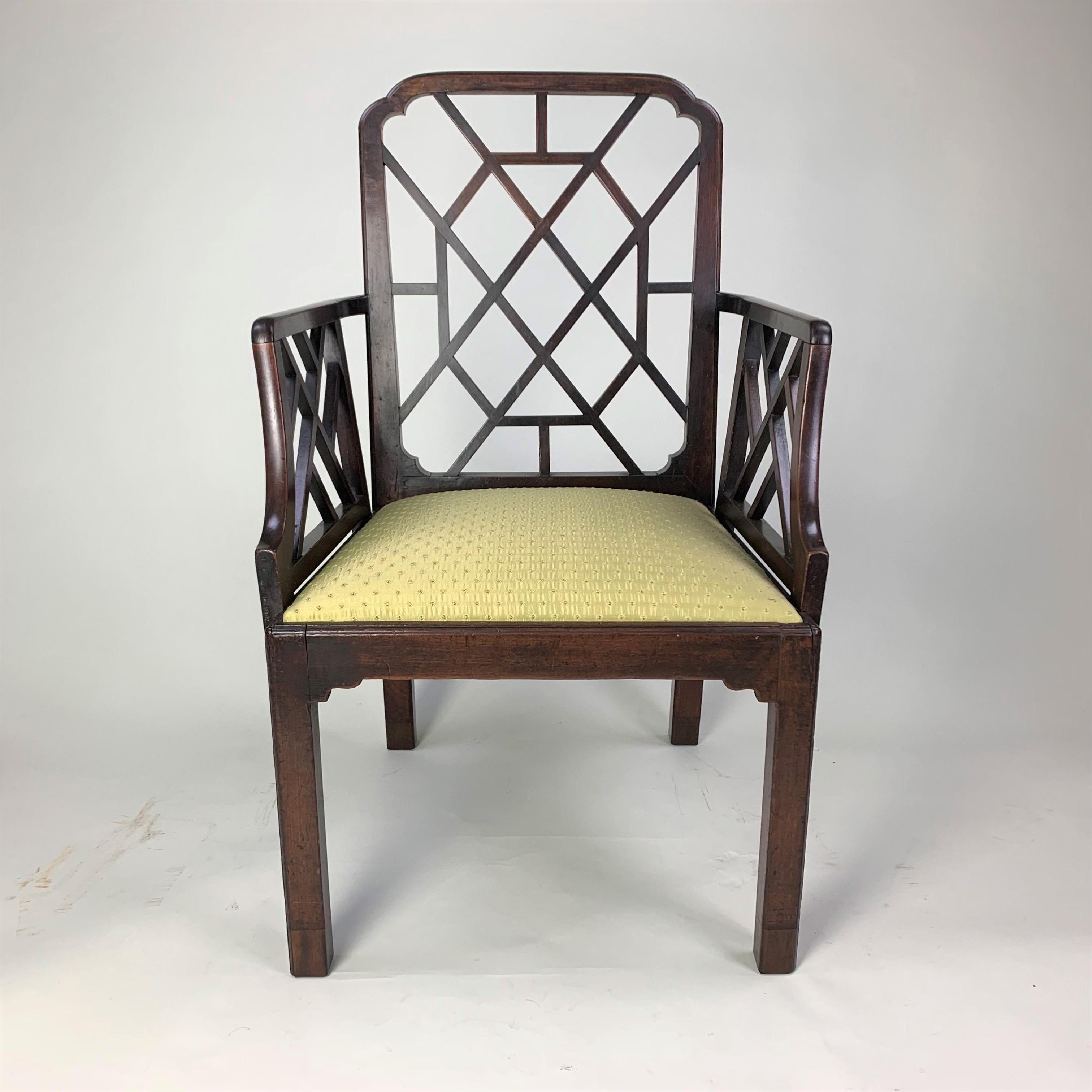 Chinese Chippendale 18th Century Mahogany 'Cockpen' Armchair