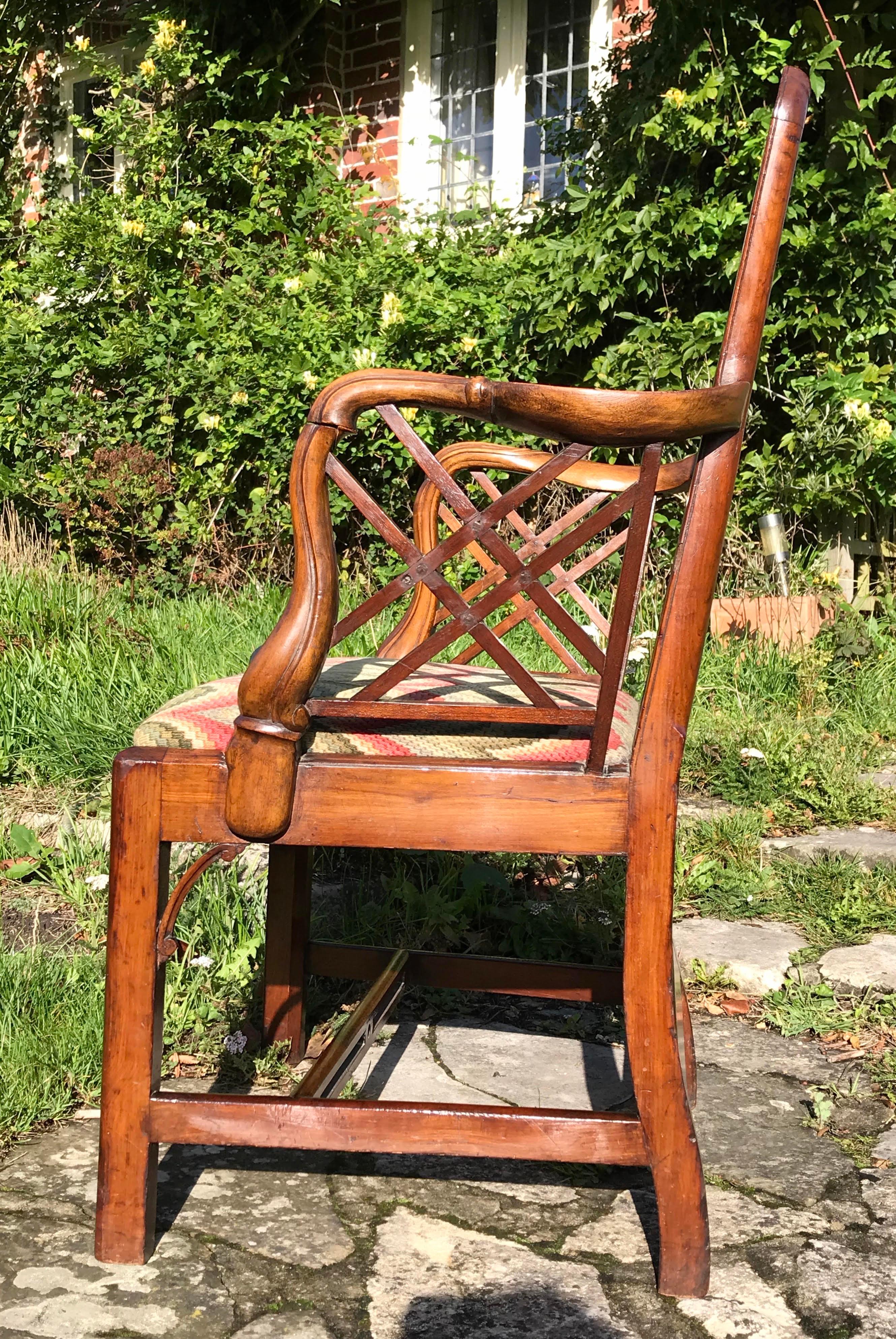 18th Century Mahogany Cockpen Armchair In Good Condition In Lymington, GB