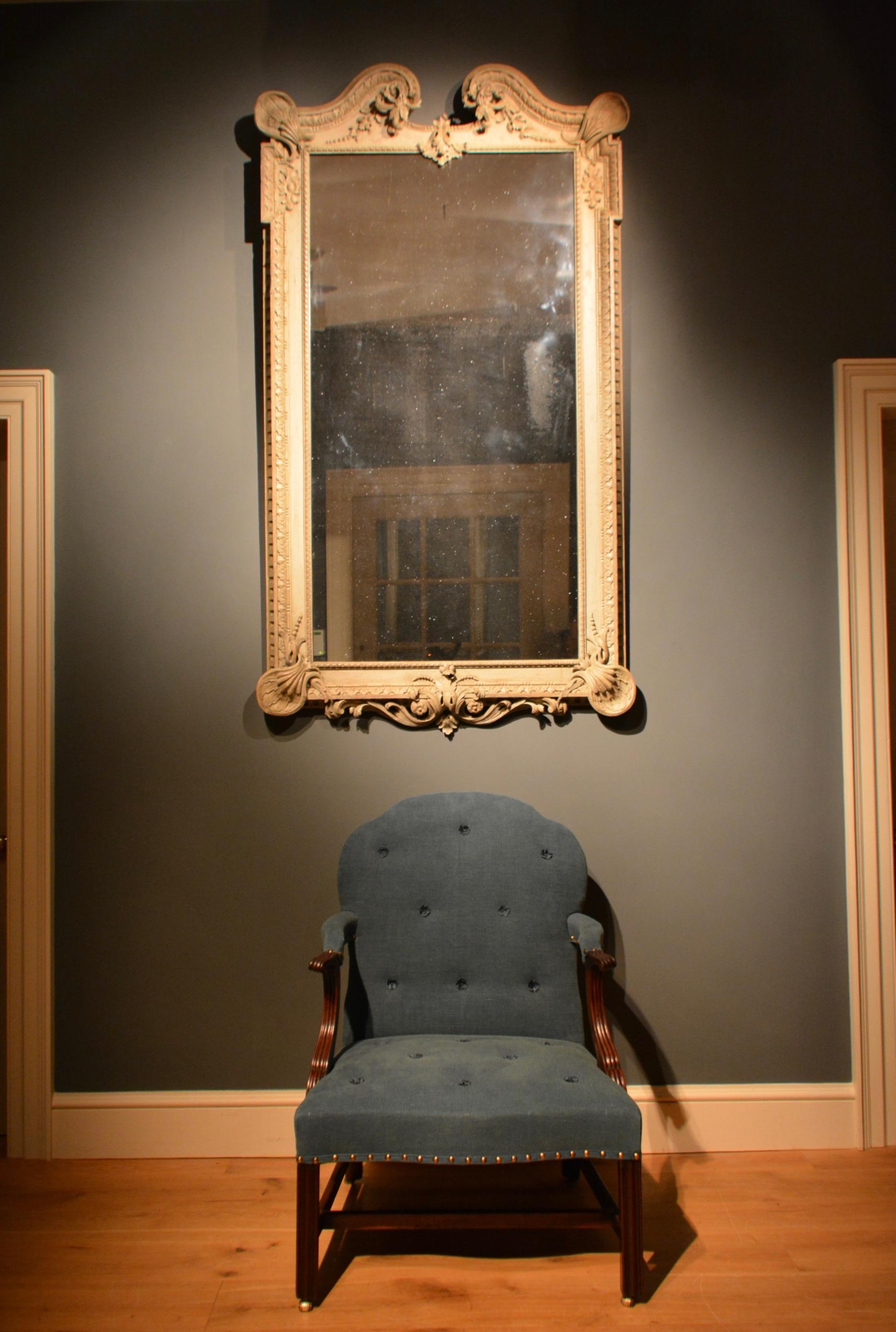 Hand-Carved 18th Century Mahogany Gainsborough Chair