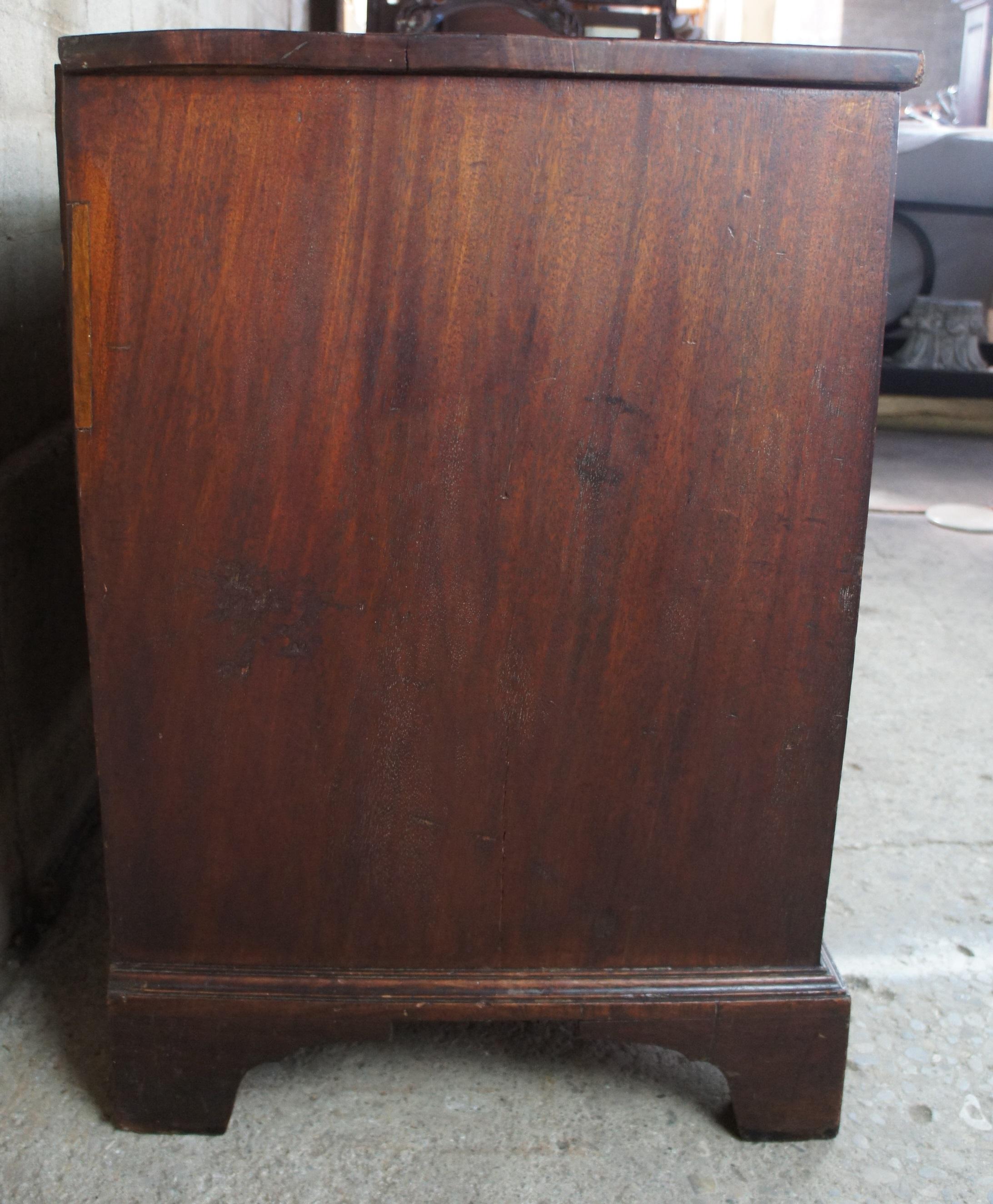 18th Century Mahogany Georgian Chest of Drawers Antique English Dresser In Good Condition For Sale In Dayton, OH