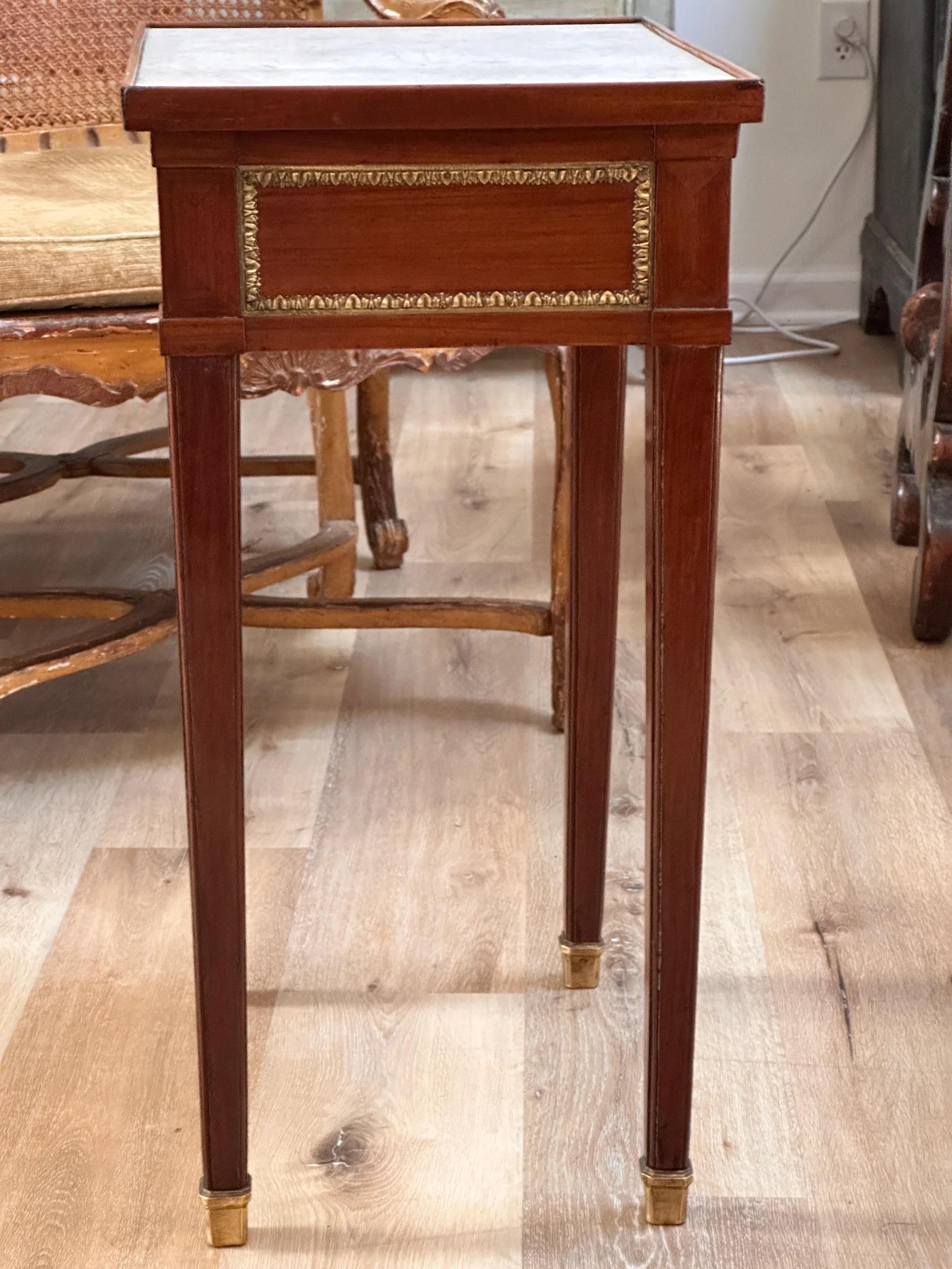 18th Century Mahogany Leleu Stamped Side Table, Louis XV Period For Sale 1