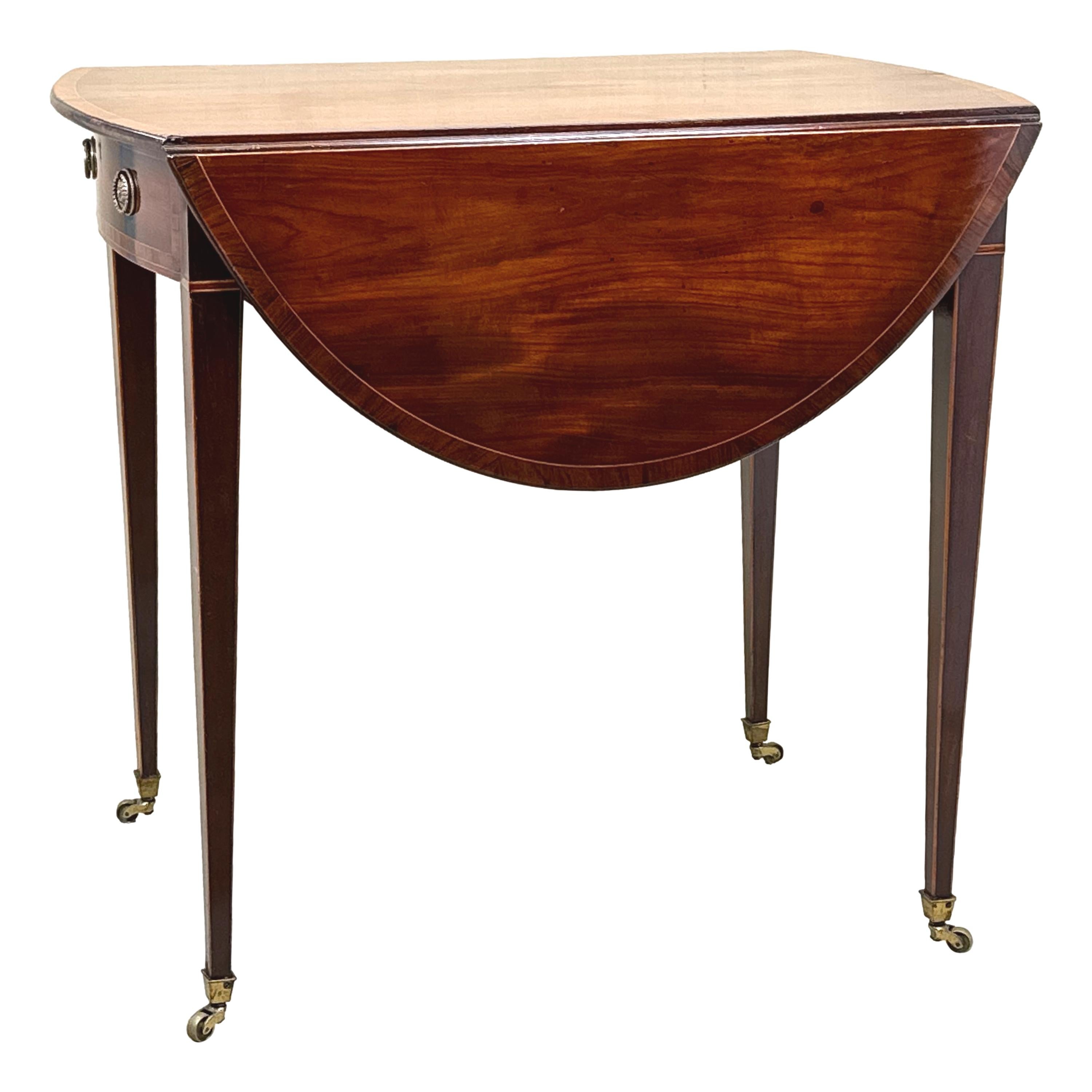 18th Century Mahogany Oval Pembroke Table For Sale 6