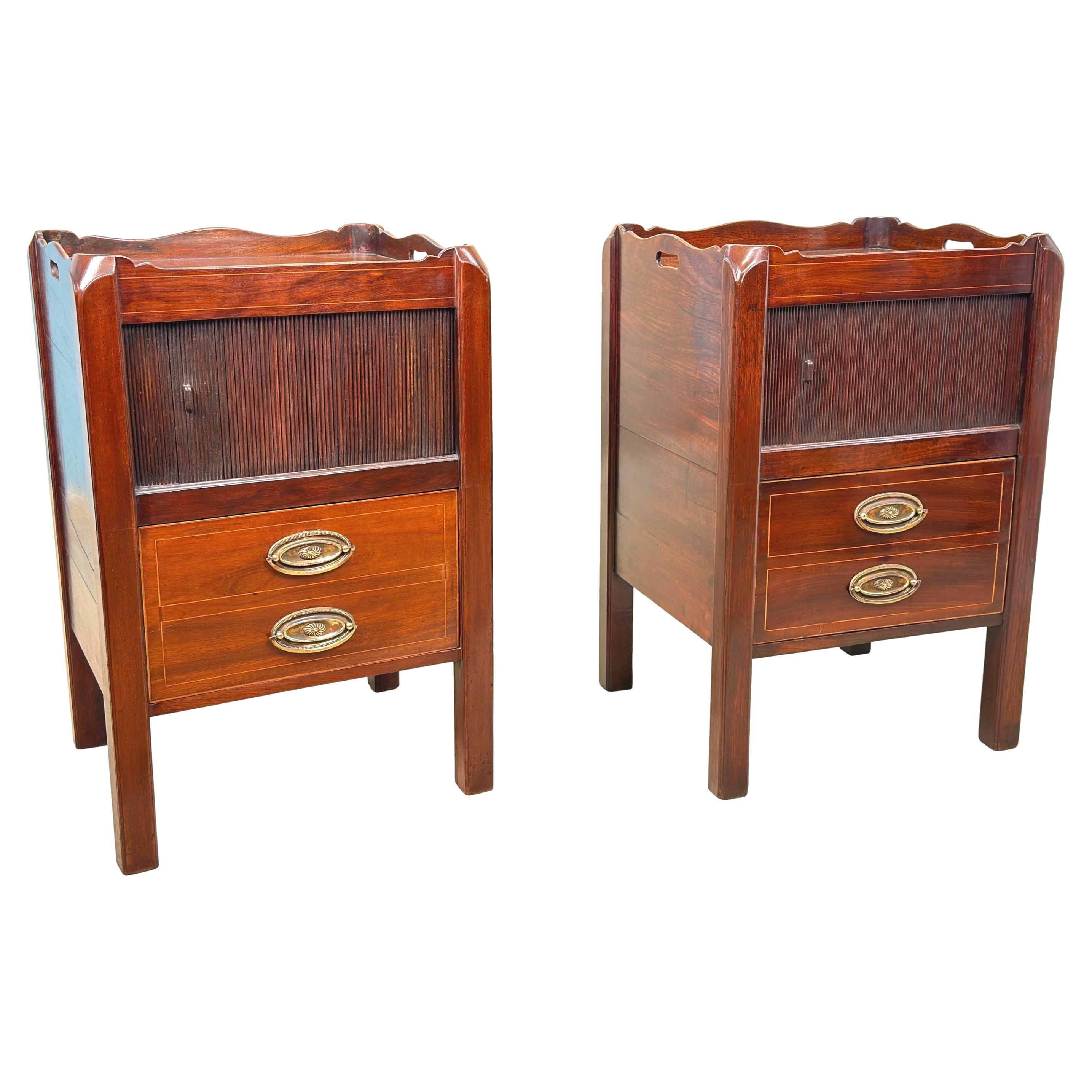 Coppia di comodini in mogano del XVIII secolo