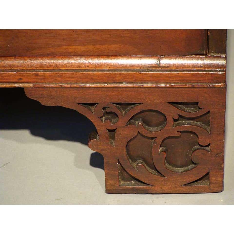 18th Century Mahogany Secretaire Bookcase China Cabinet For Sale 4