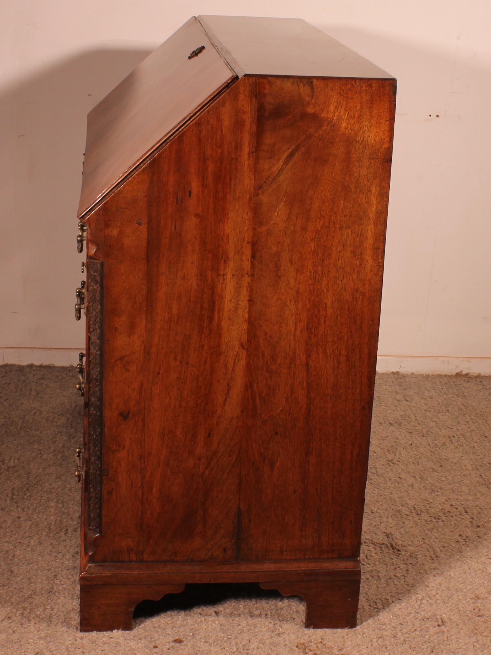 Segreteria in mogano del XVIII secolo in vendita 6