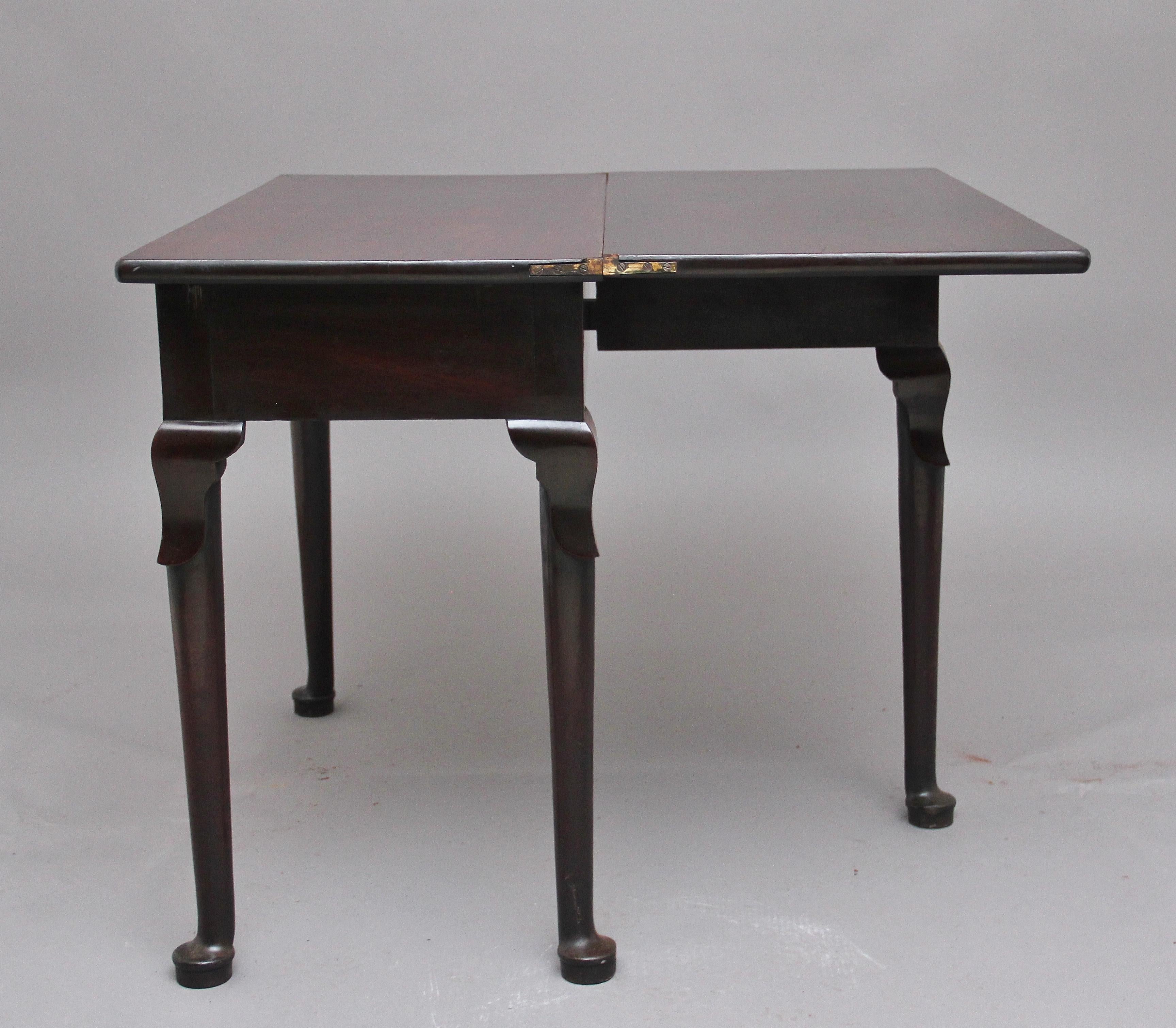 18th Century Mahogany Side Table For Sale 2