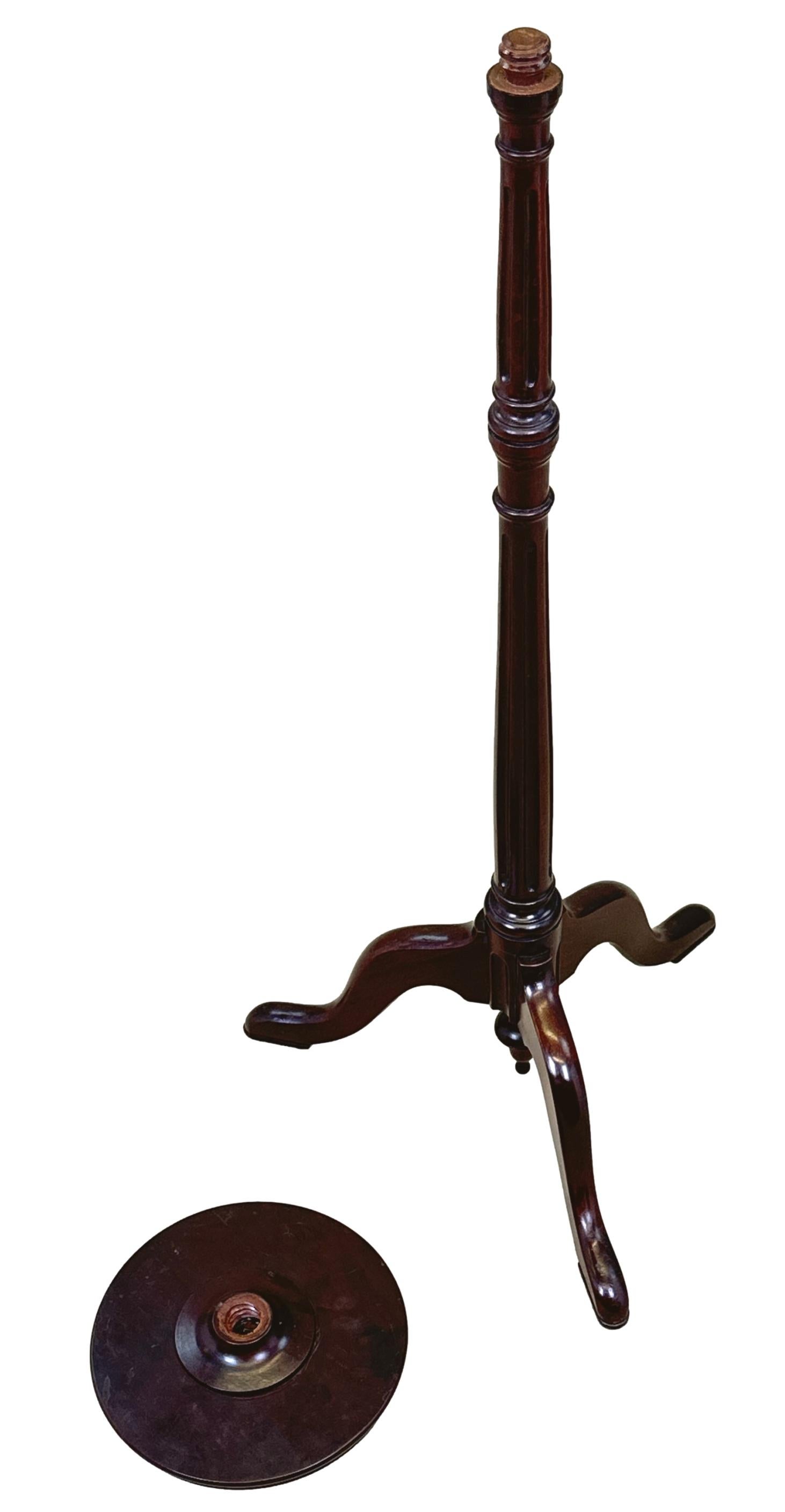 18th Century Mahogany Torchere Stand For Sale 1