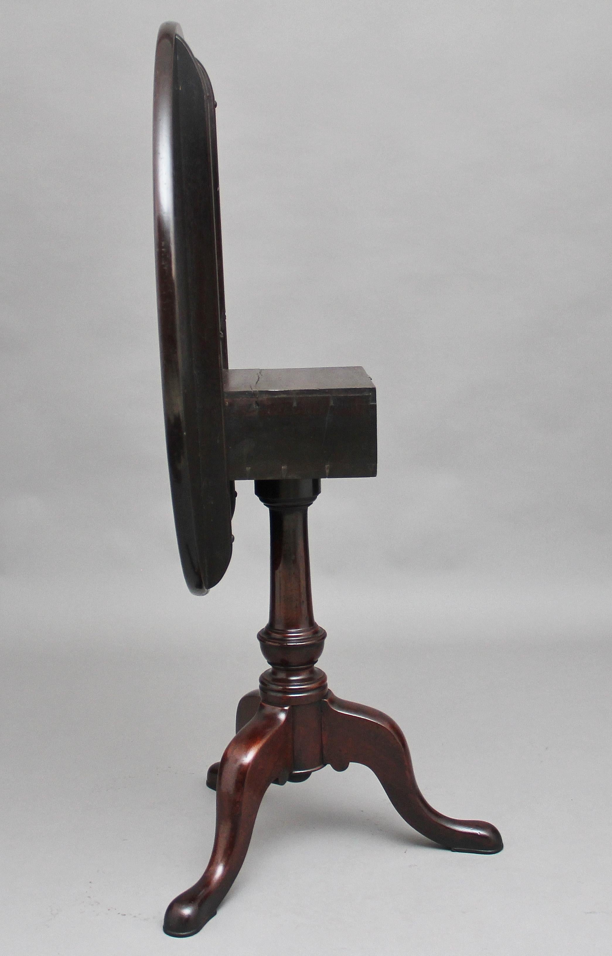 18th Century Mahogany Tripod Table In Good Condition In Martlesham, GB
