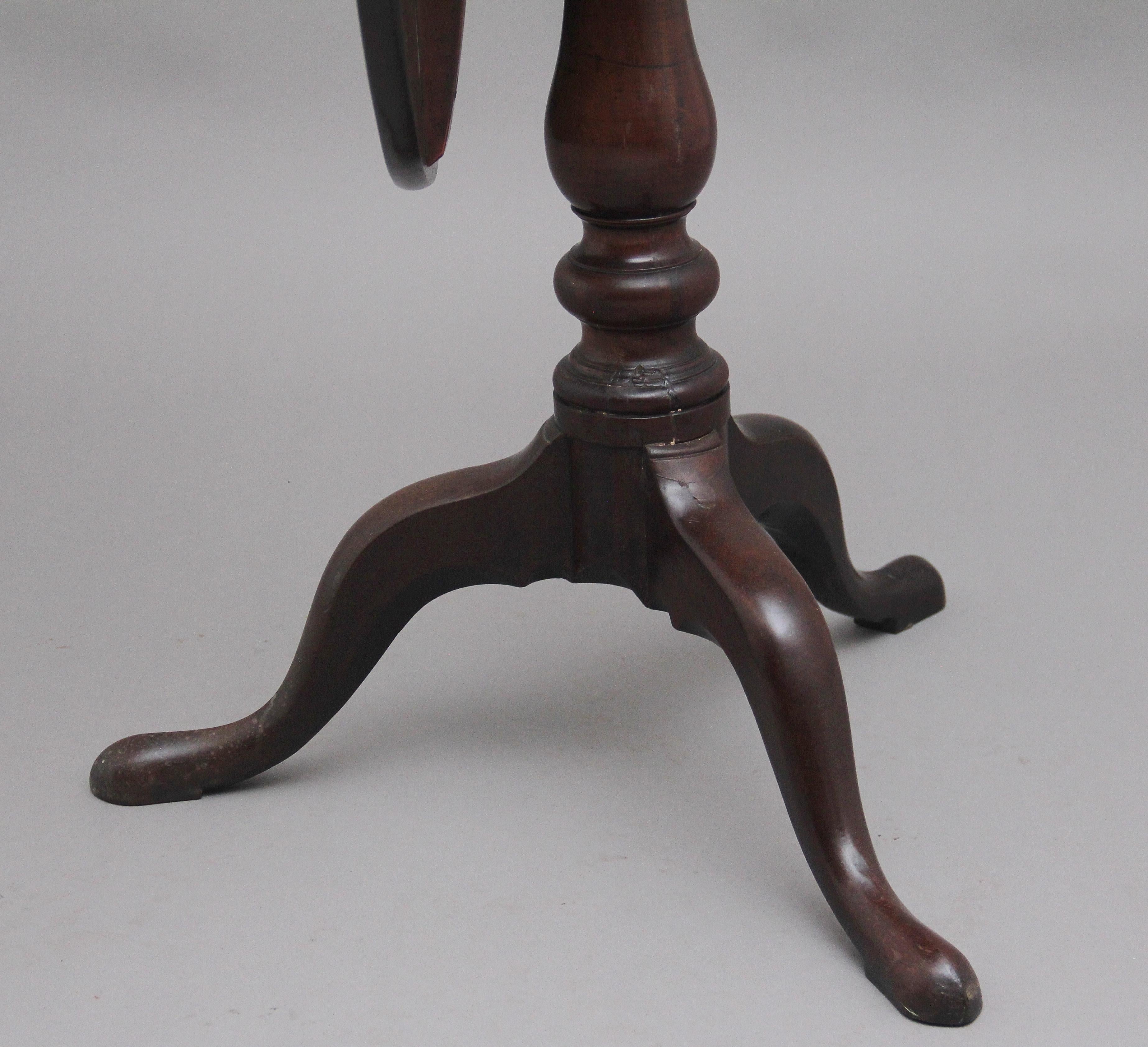 18th Century Mahogany Tripod Table For Sale 1