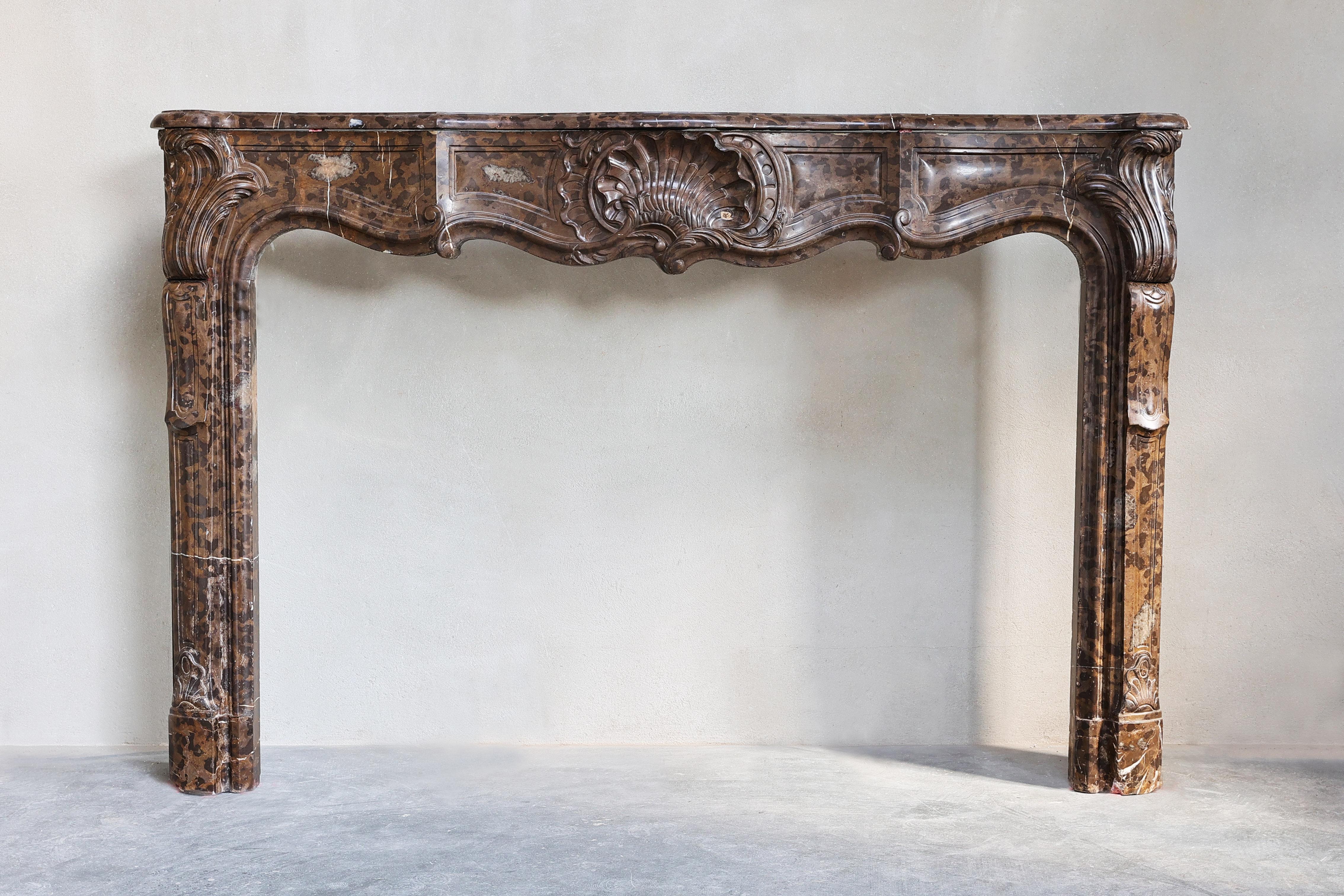 18th Century Louis XV Rococo Fireplace mantle in Stincal Marble 2